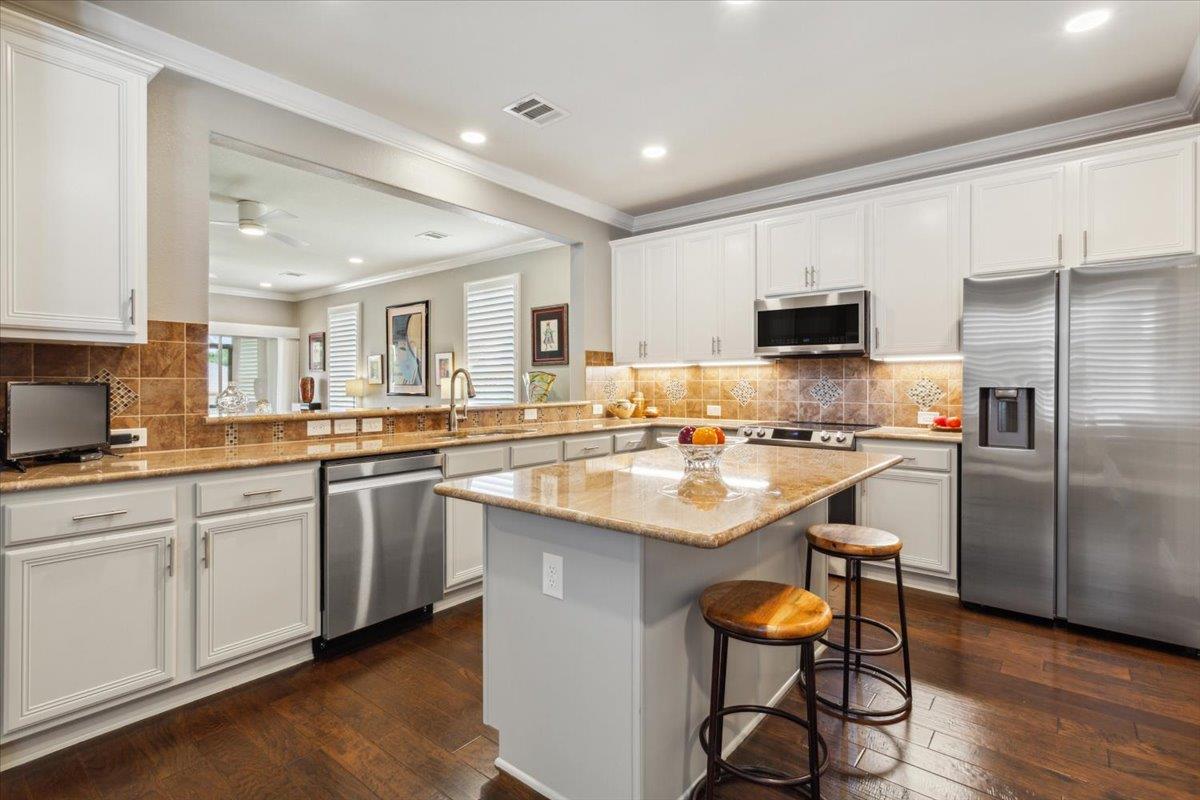 148 Prairie Creek Trl, Georgetown, TX 78633