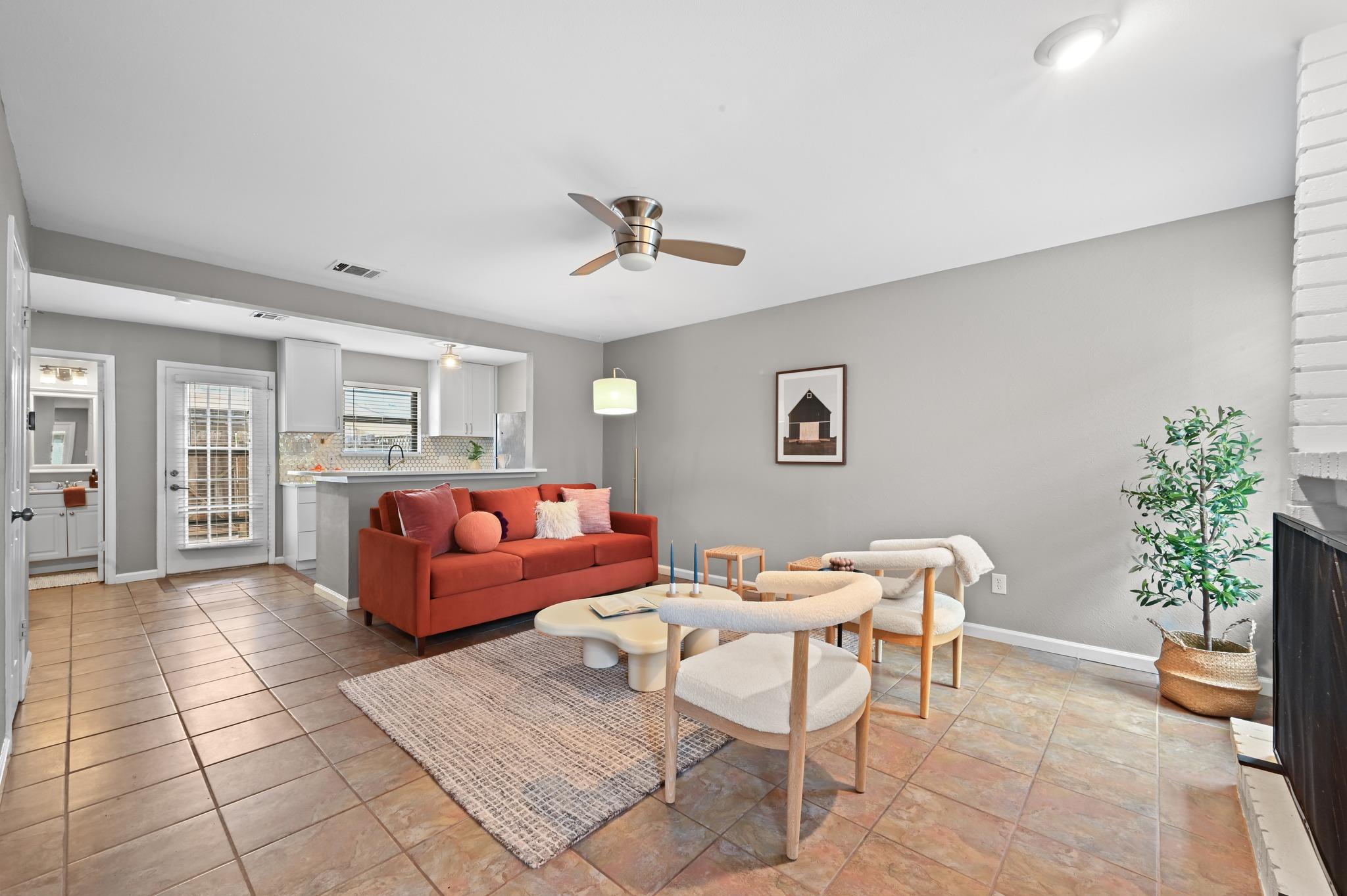 8400 Jamestown Dr # 332, Austin, TX 78758