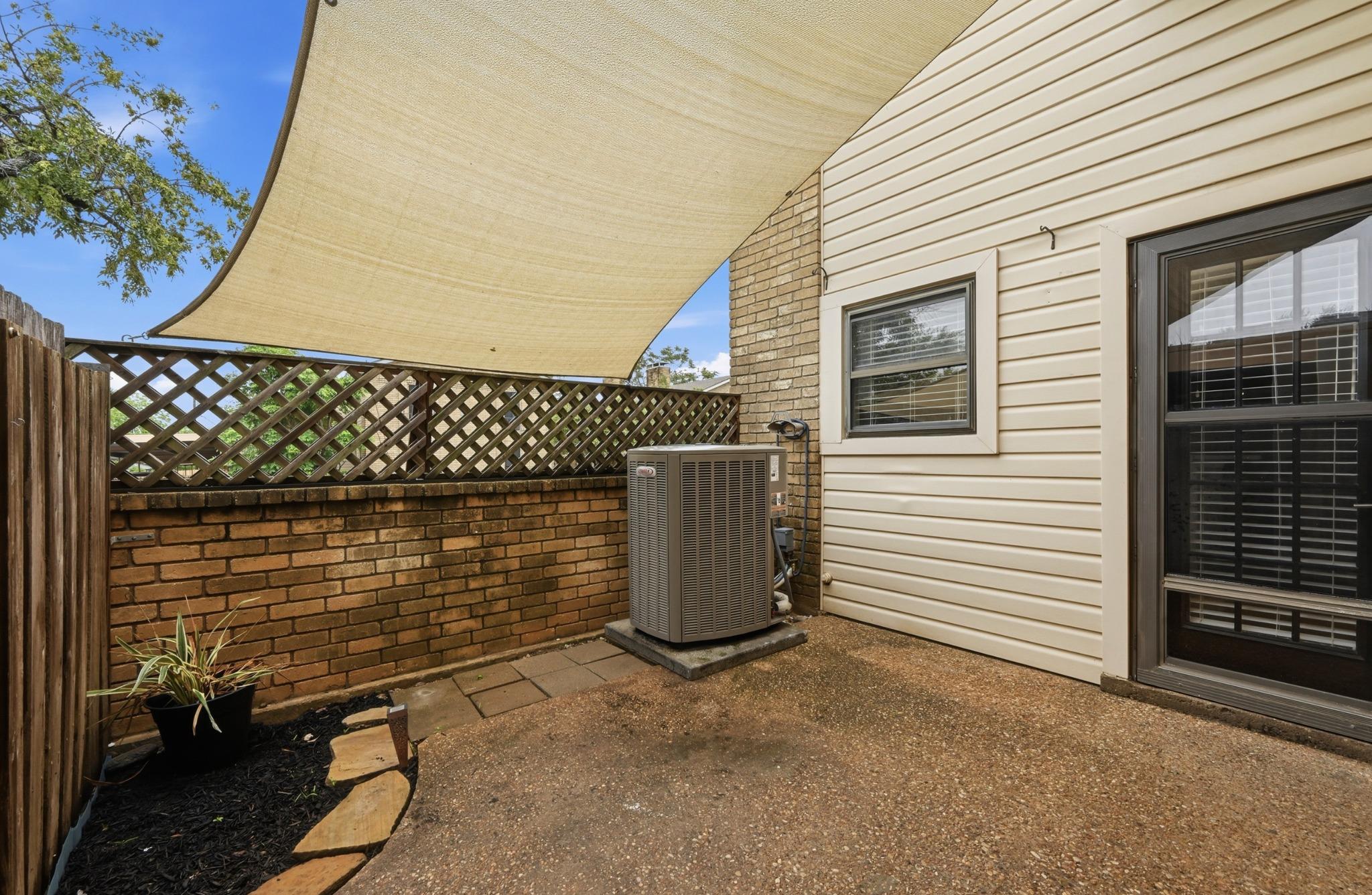 8400 Jamestown Dr # 332, Austin, TX 78758