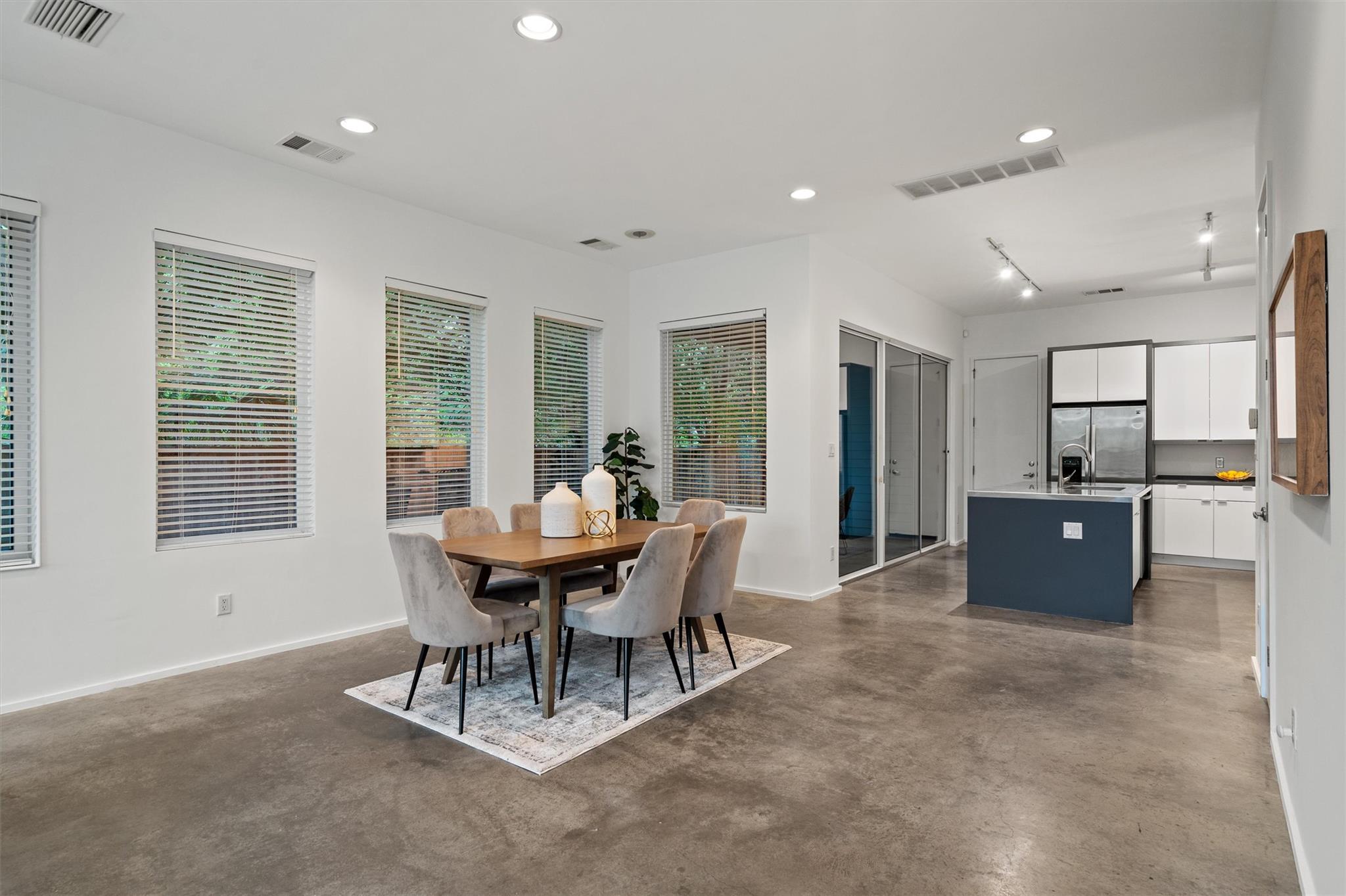 900 Brentwood St # A, Austin, TX 78757