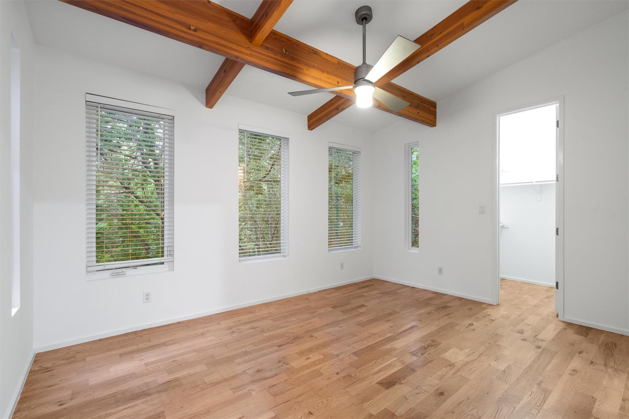 900 Brentwood St # A, Austin, TX 78757