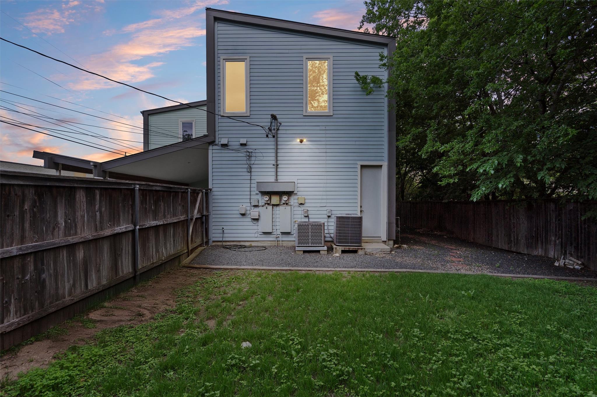 900 Brentwood St # A, Austin, TX 78757