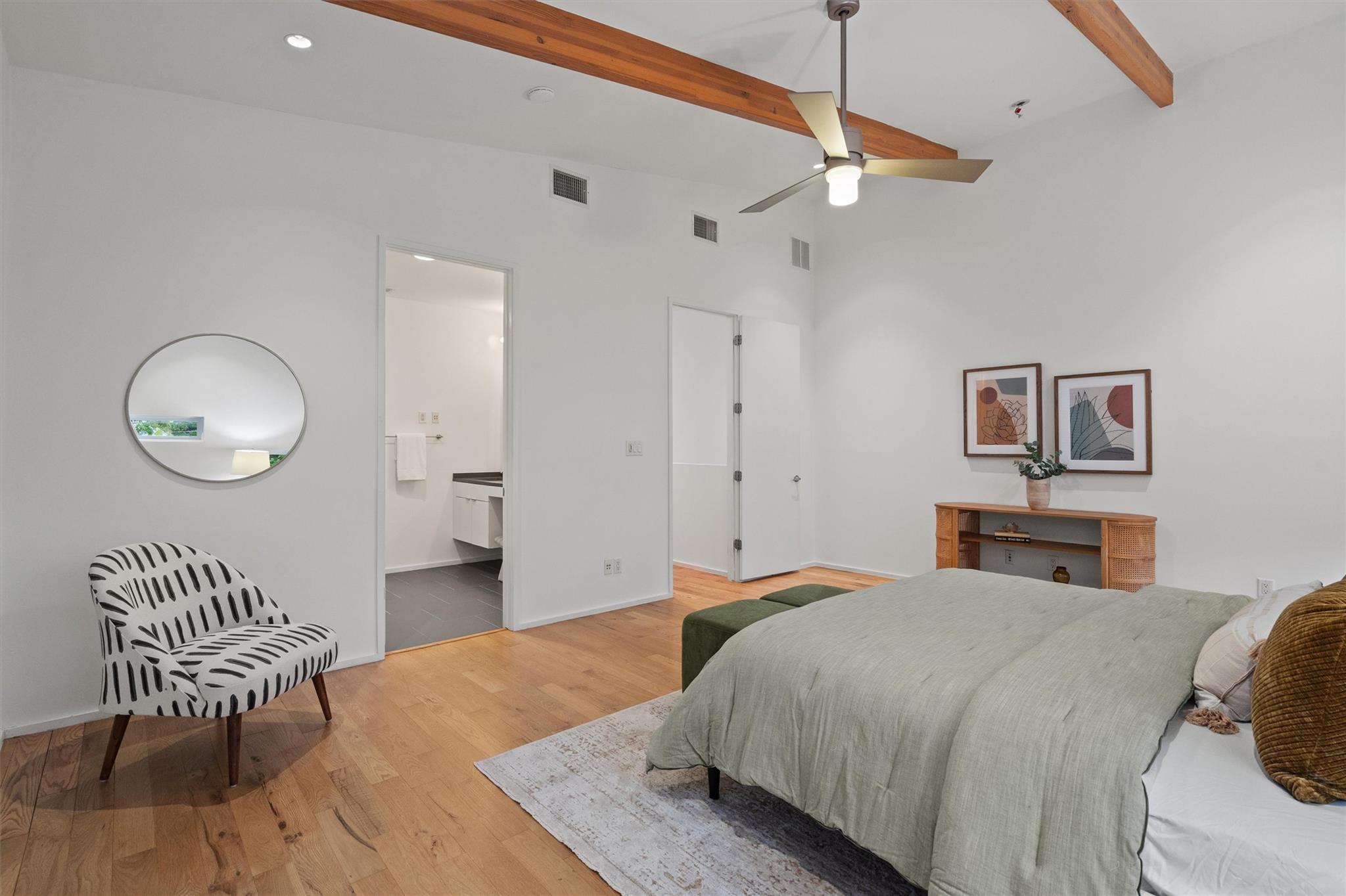 900 Brentwood St # A, Austin, TX 78757