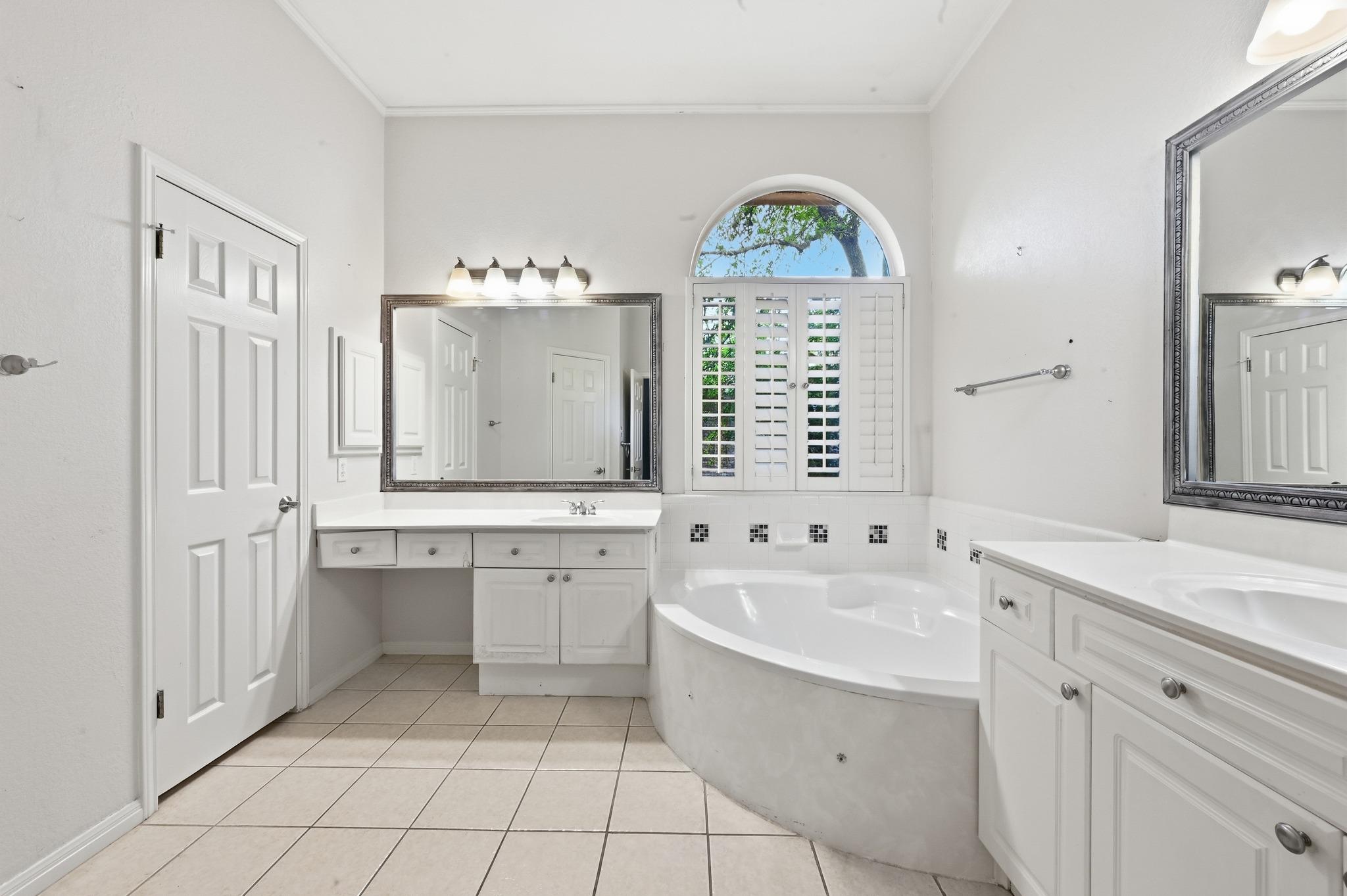 11318 Pebble Garden Ln, Austin, TX 78739