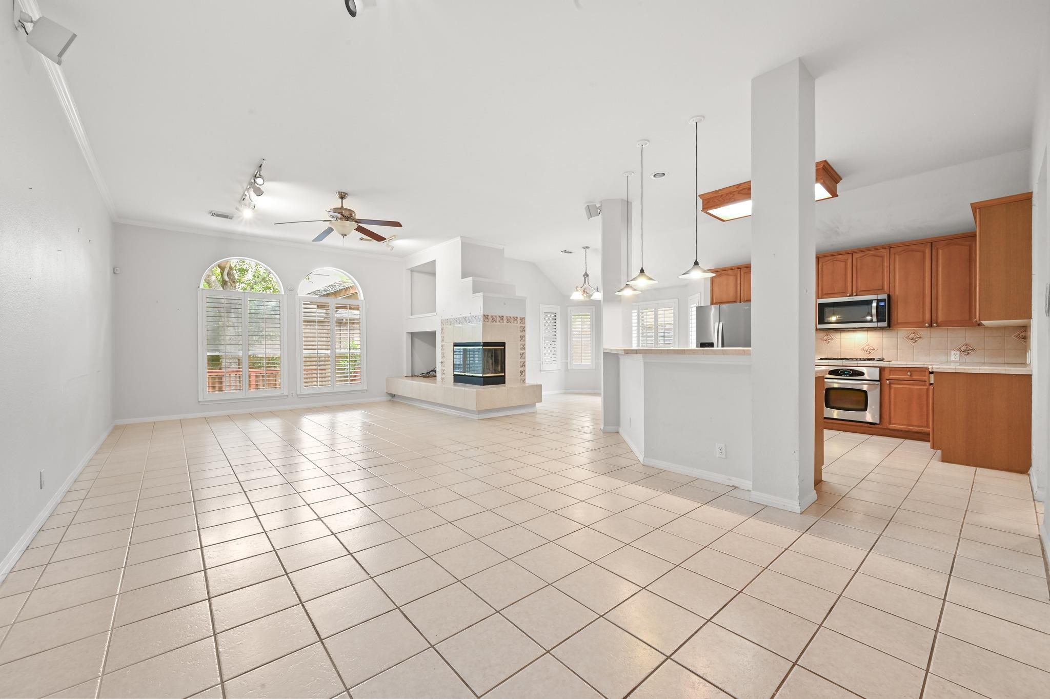 11318 Pebble Garden Ln, Austin, TX 78739