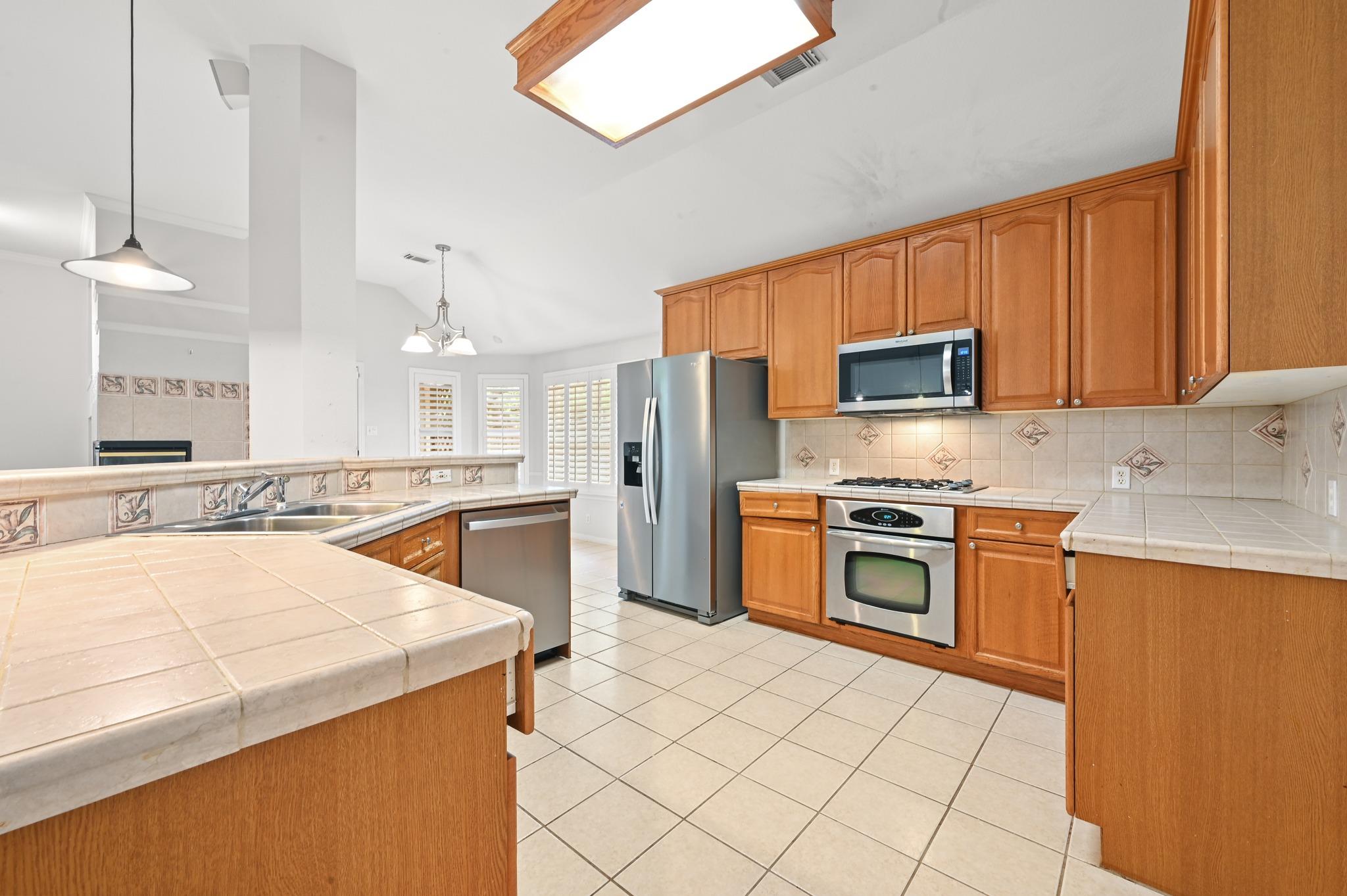 11318 Pebble Garden Ln, Austin, TX 78739