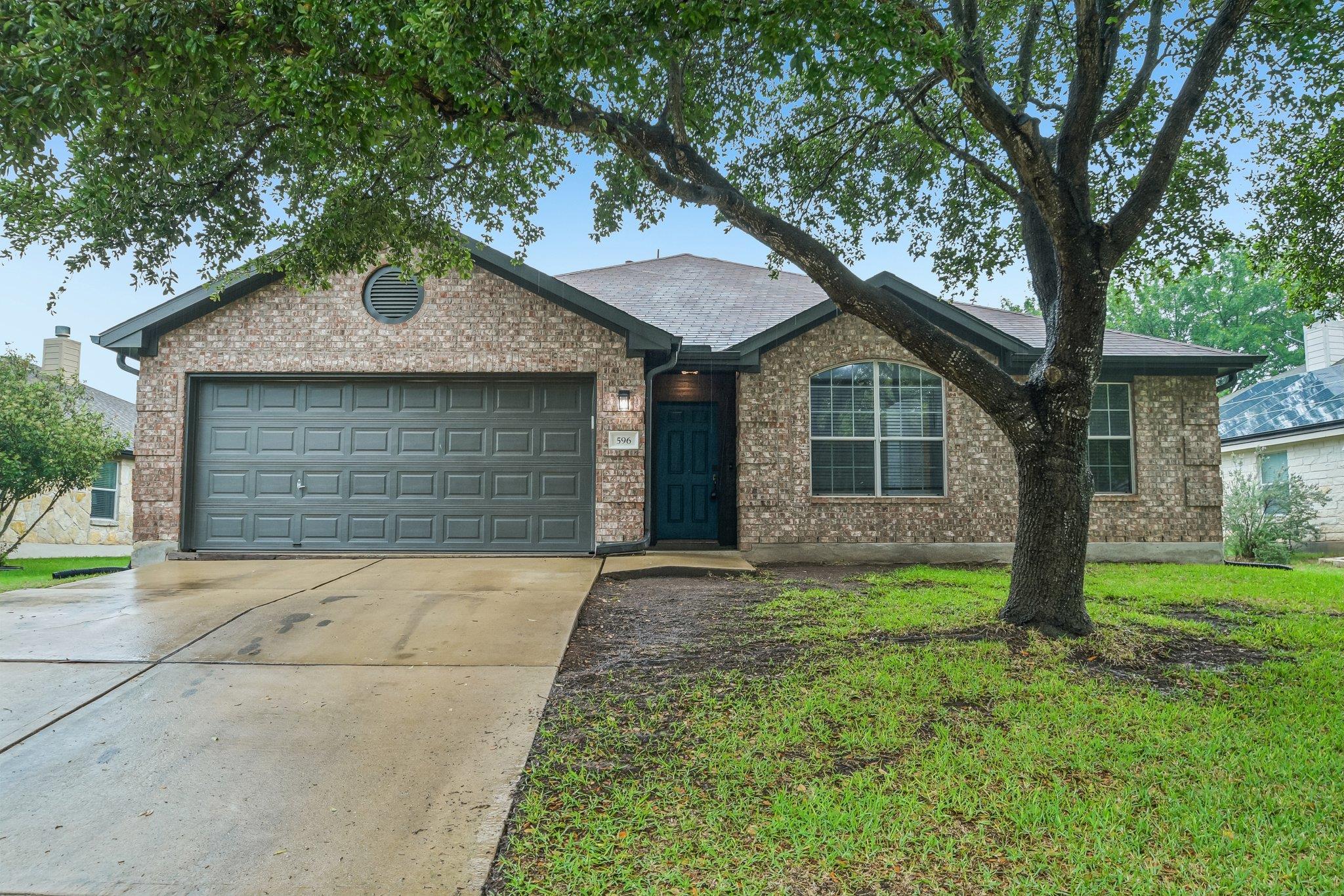 596 Goldenrod St, Kyle, TX 78640