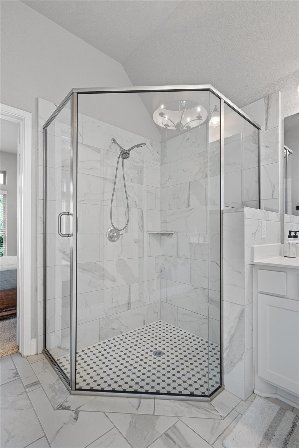 100 Indian Paintbrush Trl, Georgetown, TX 78628