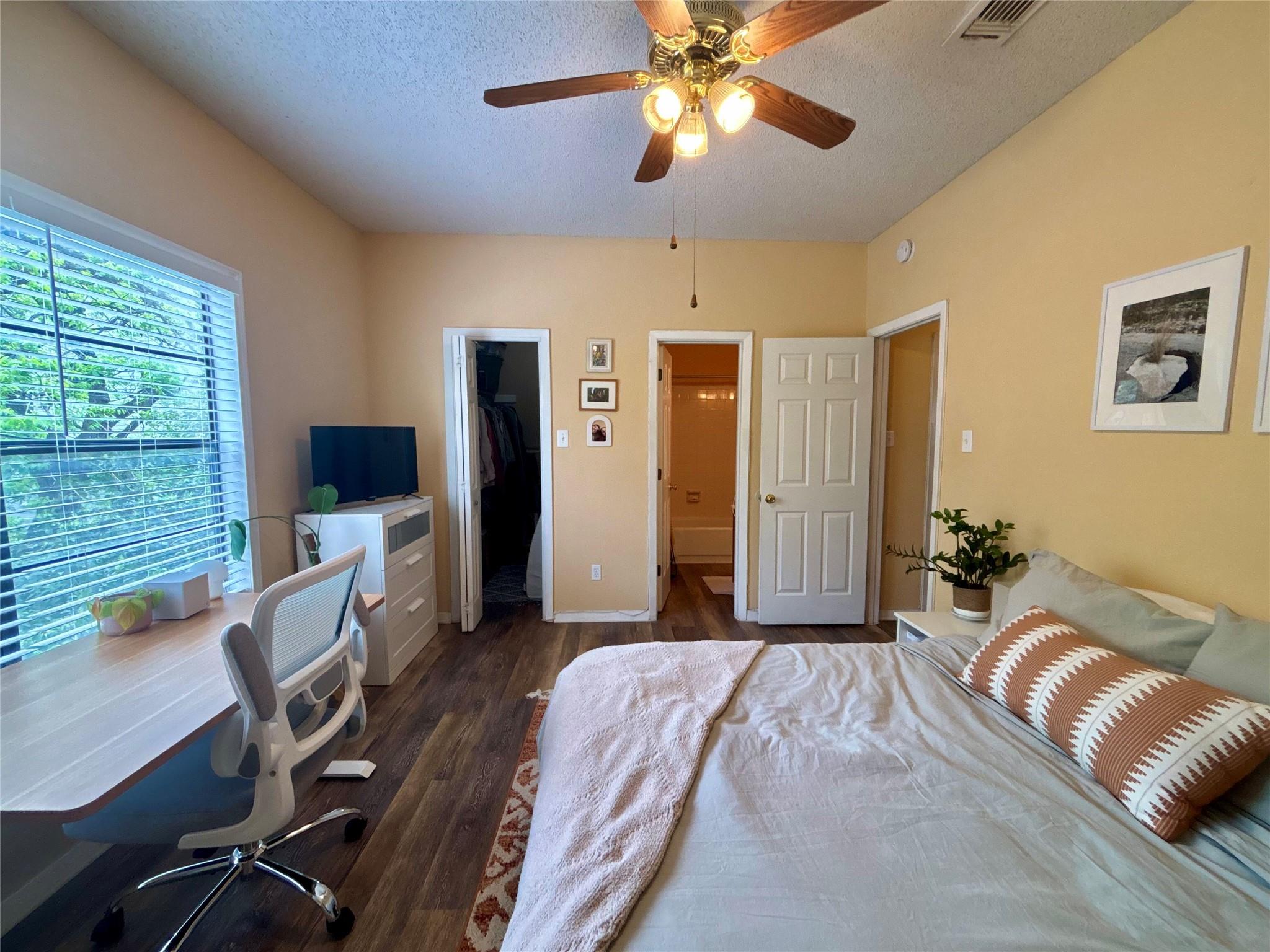 915 W 23rd St # 206, Austin, TX 78705