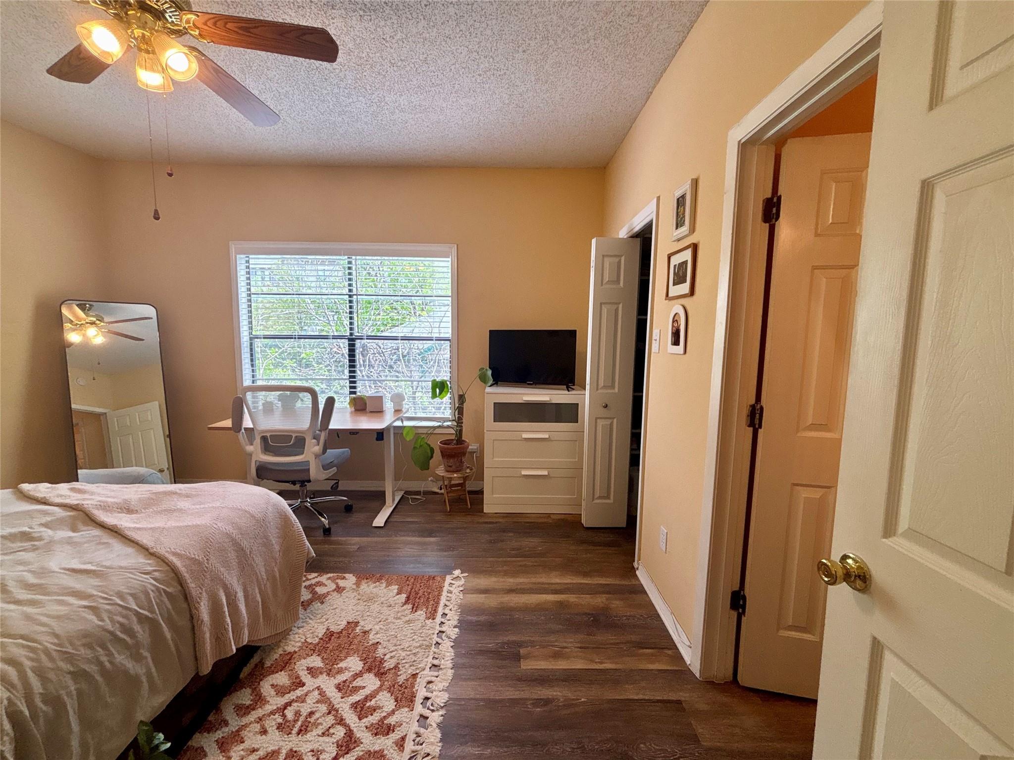 915 W 23rd St # 206, Austin, TX 78705