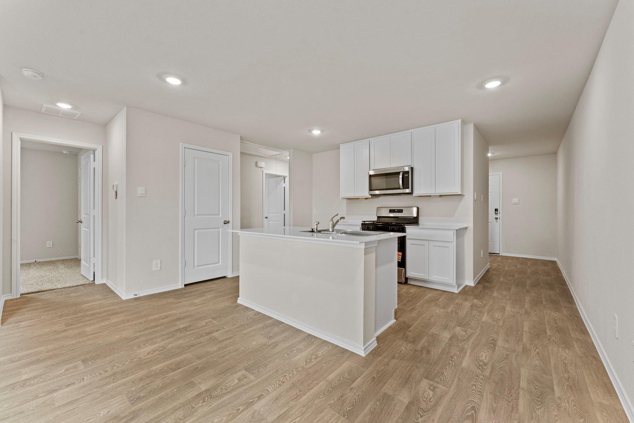 210 Langston Dr, Maxwell, TX 78640