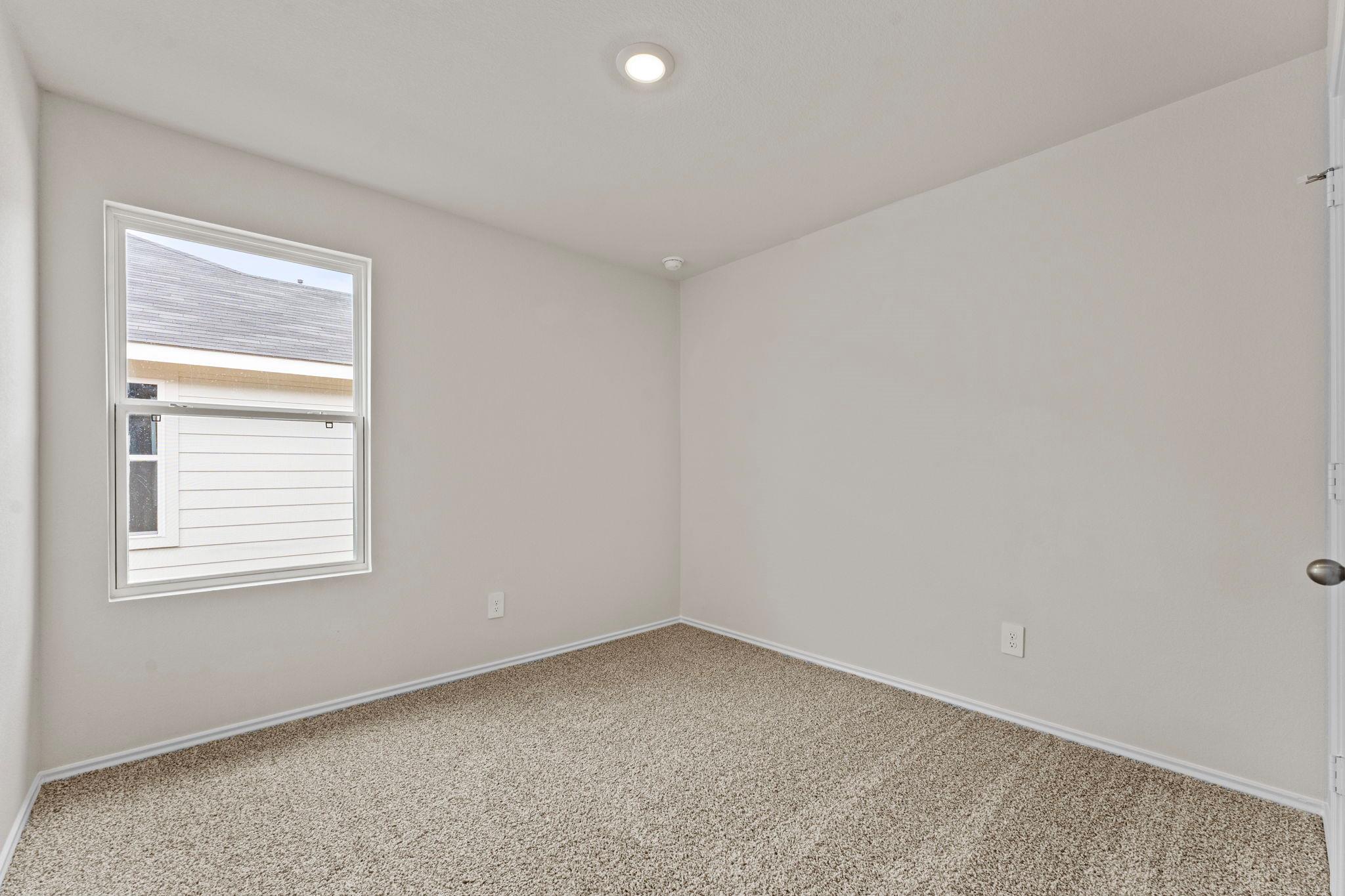 210 Langston Dr, Maxwell, TX 78640