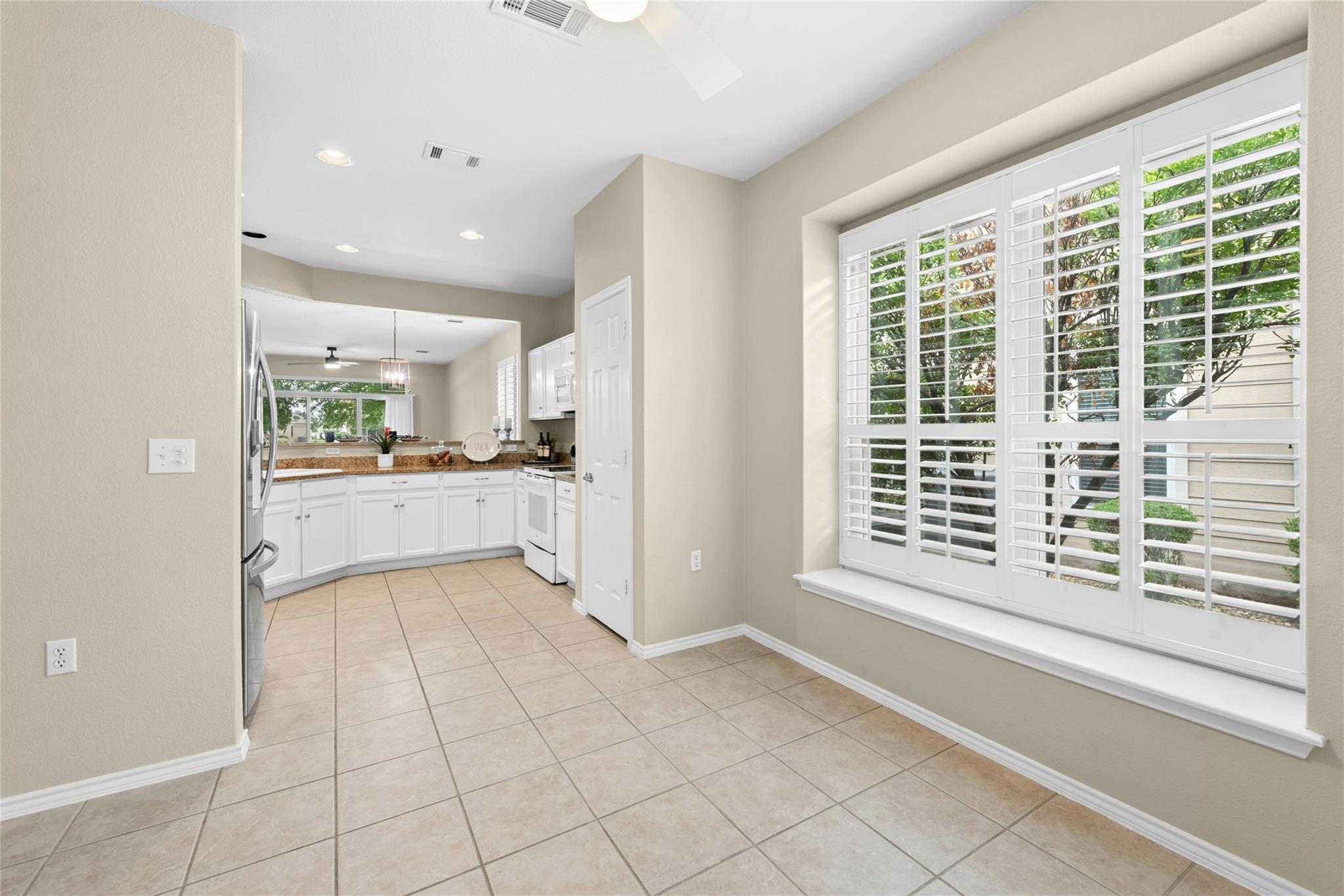 111 Hampton Cir, Georgetown, TX 78633