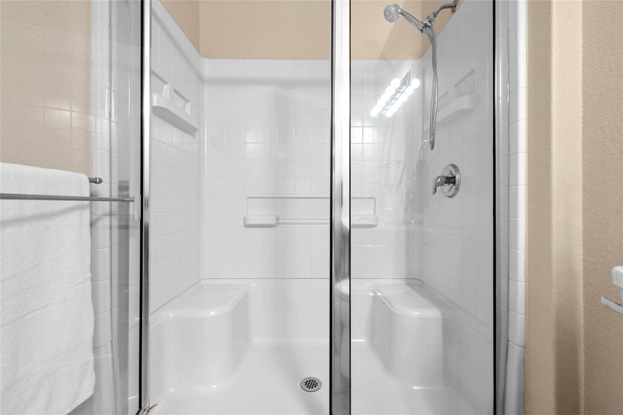 111 Hampton Cir, Georgetown, TX 78633