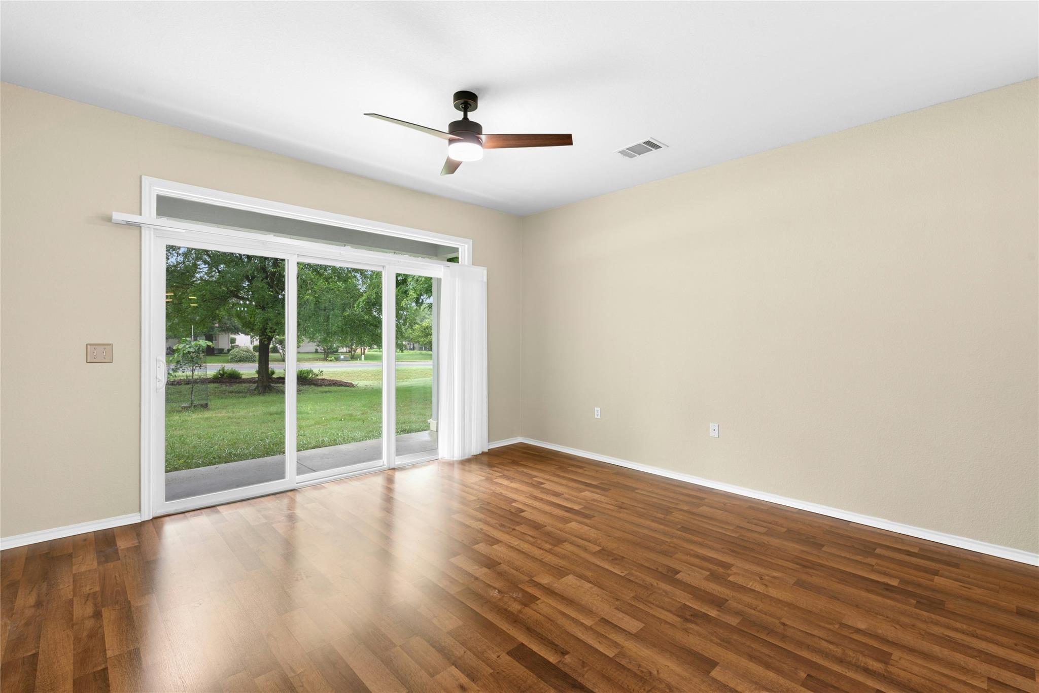 111 Hampton Cir, Georgetown, TX 78633