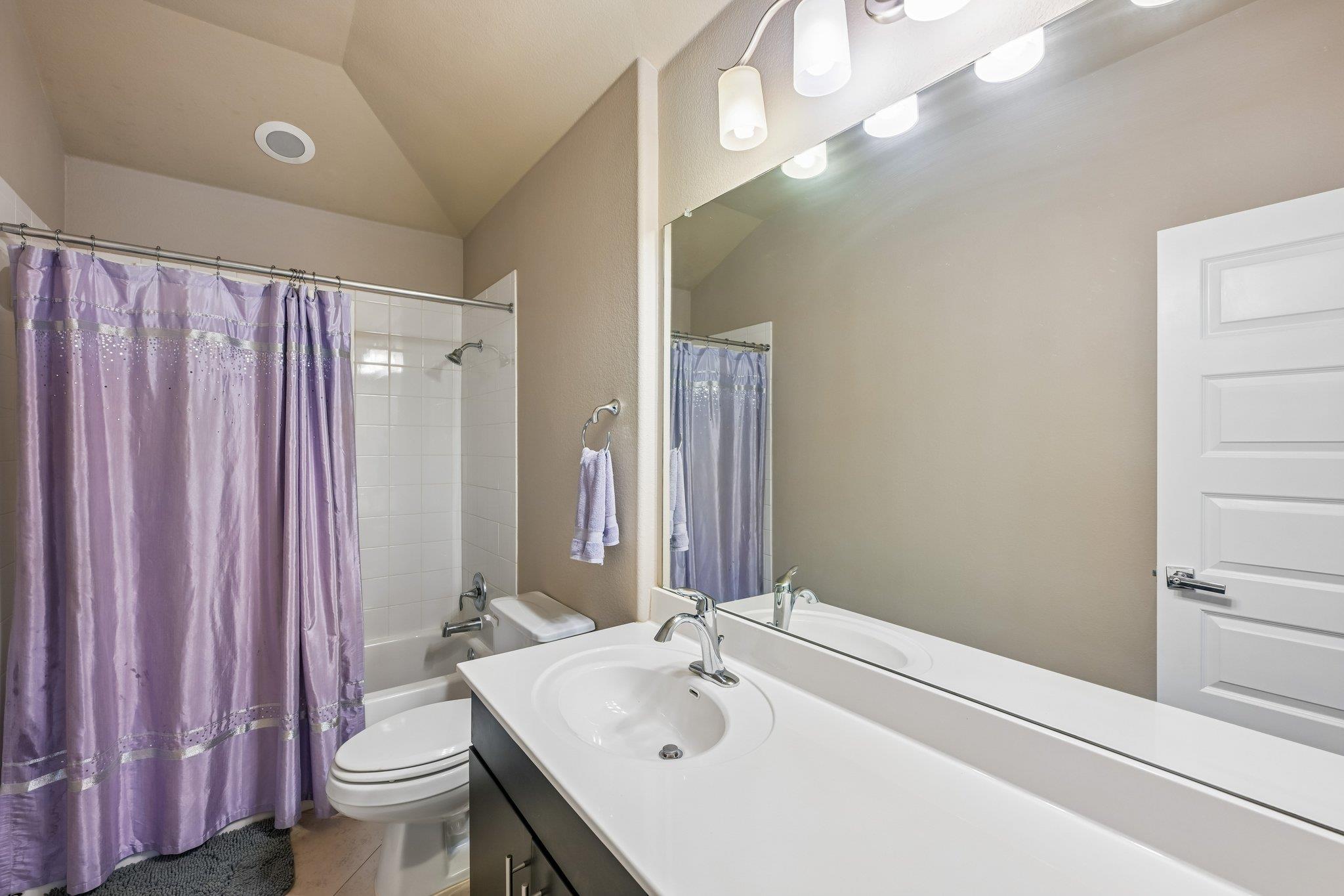 2336 Lyla Ln, Leander, TX 78641