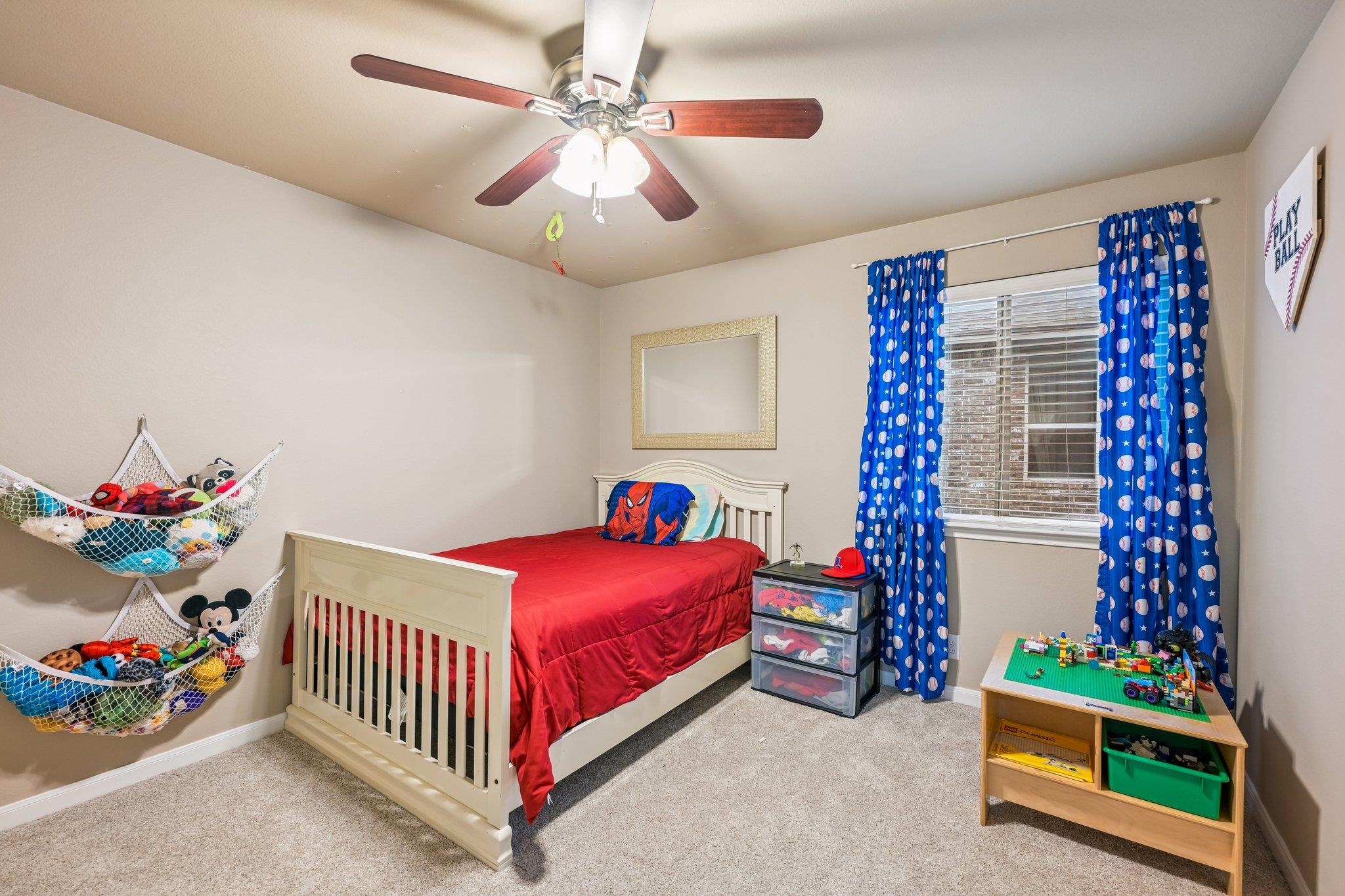 2336 Lyla Ln, Leander, TX 78641