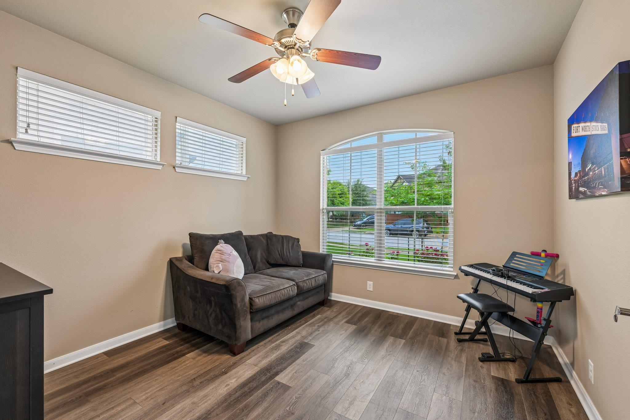 2336 Lyla Ln, Leander, TX 78641