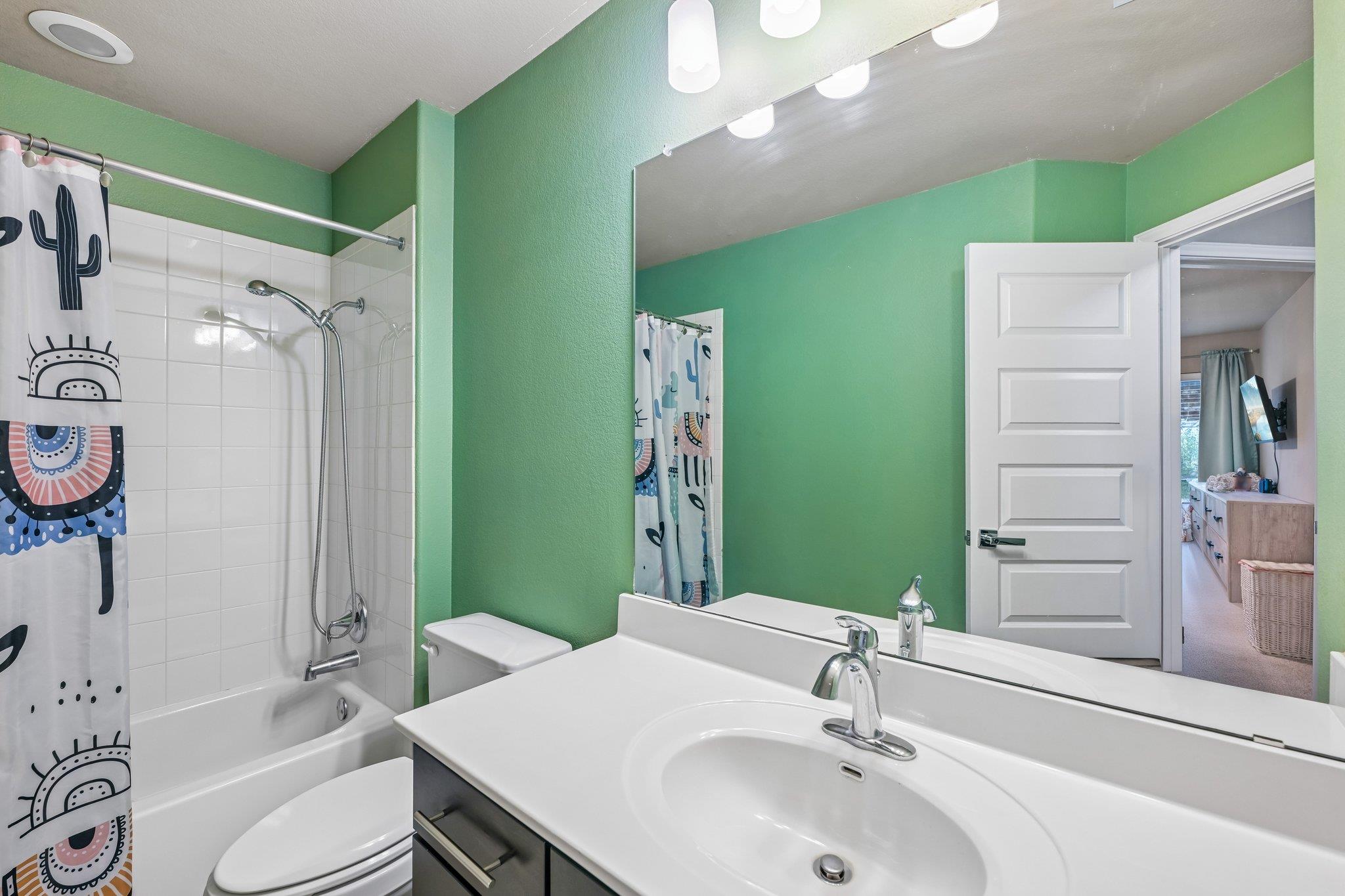 2336 Lyla Ln, Leander, TX 78641