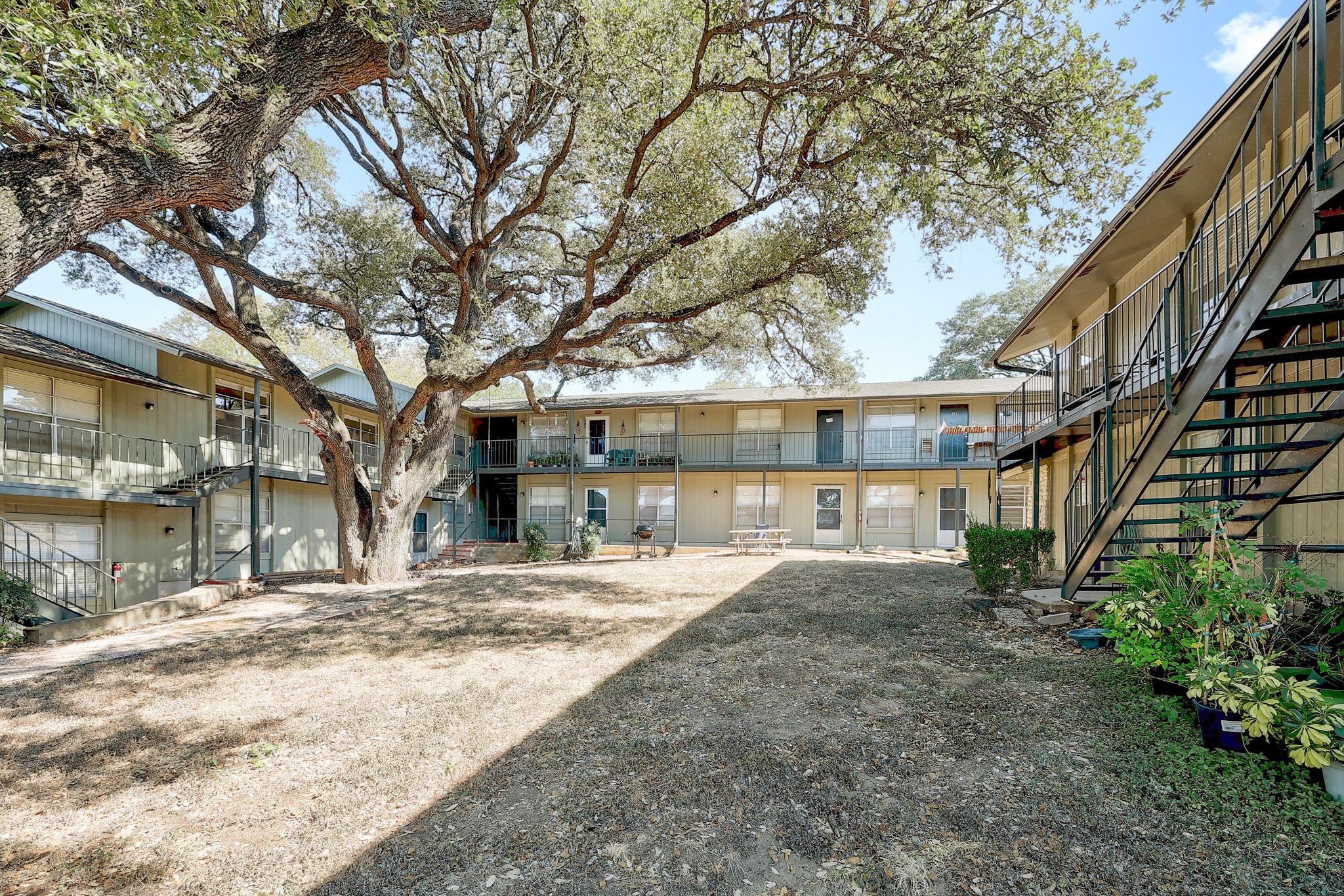 509 Cedar Dr # 206, Georgetown, TX 78628