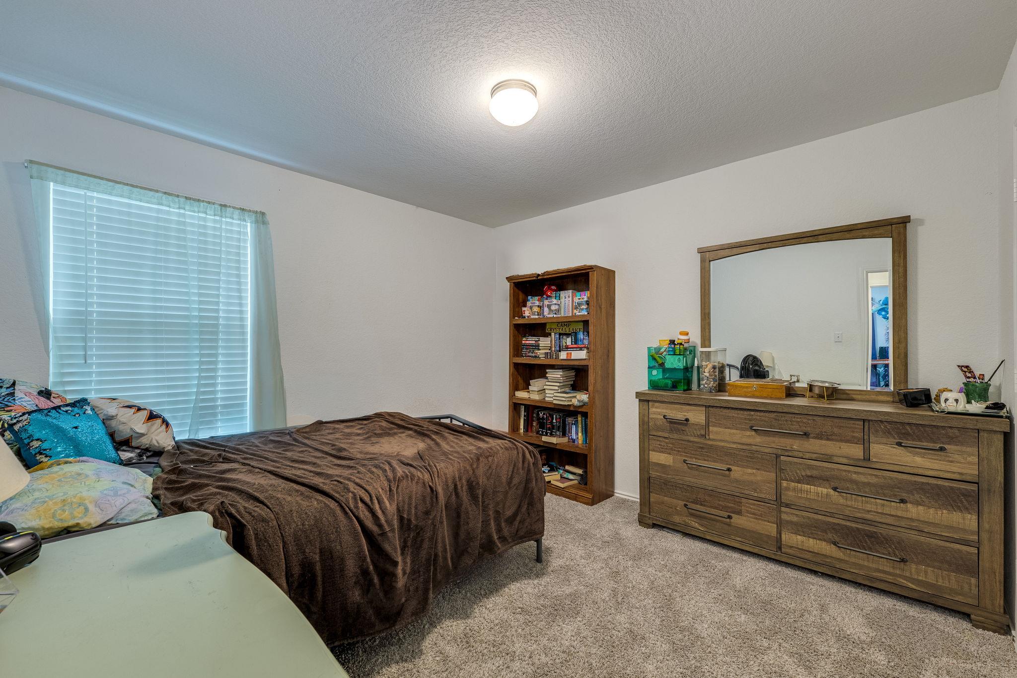 423 Bluejack Way, Hutto, TX 78634