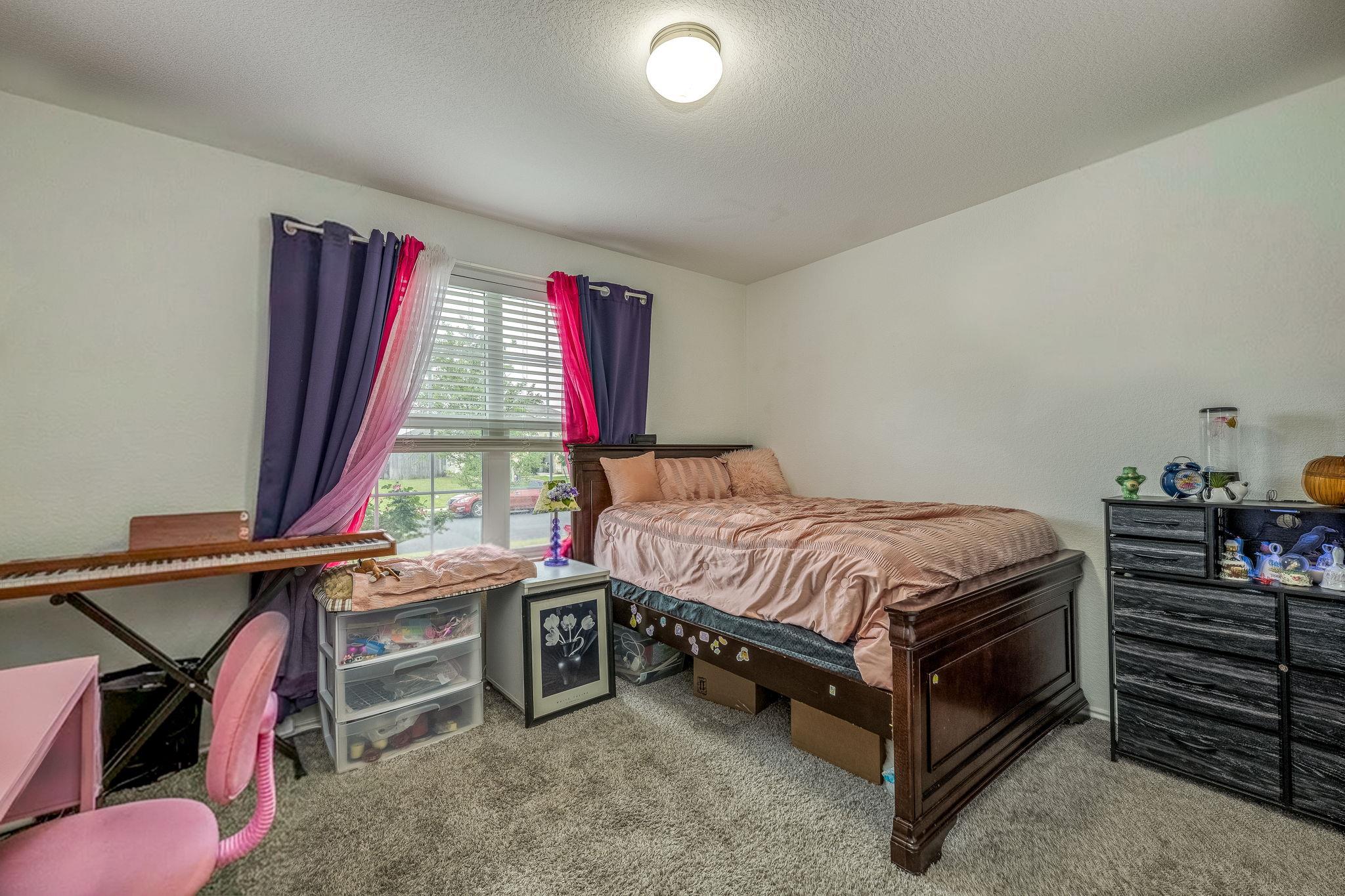 423 Bluejack Way, Hutto, TX 78634