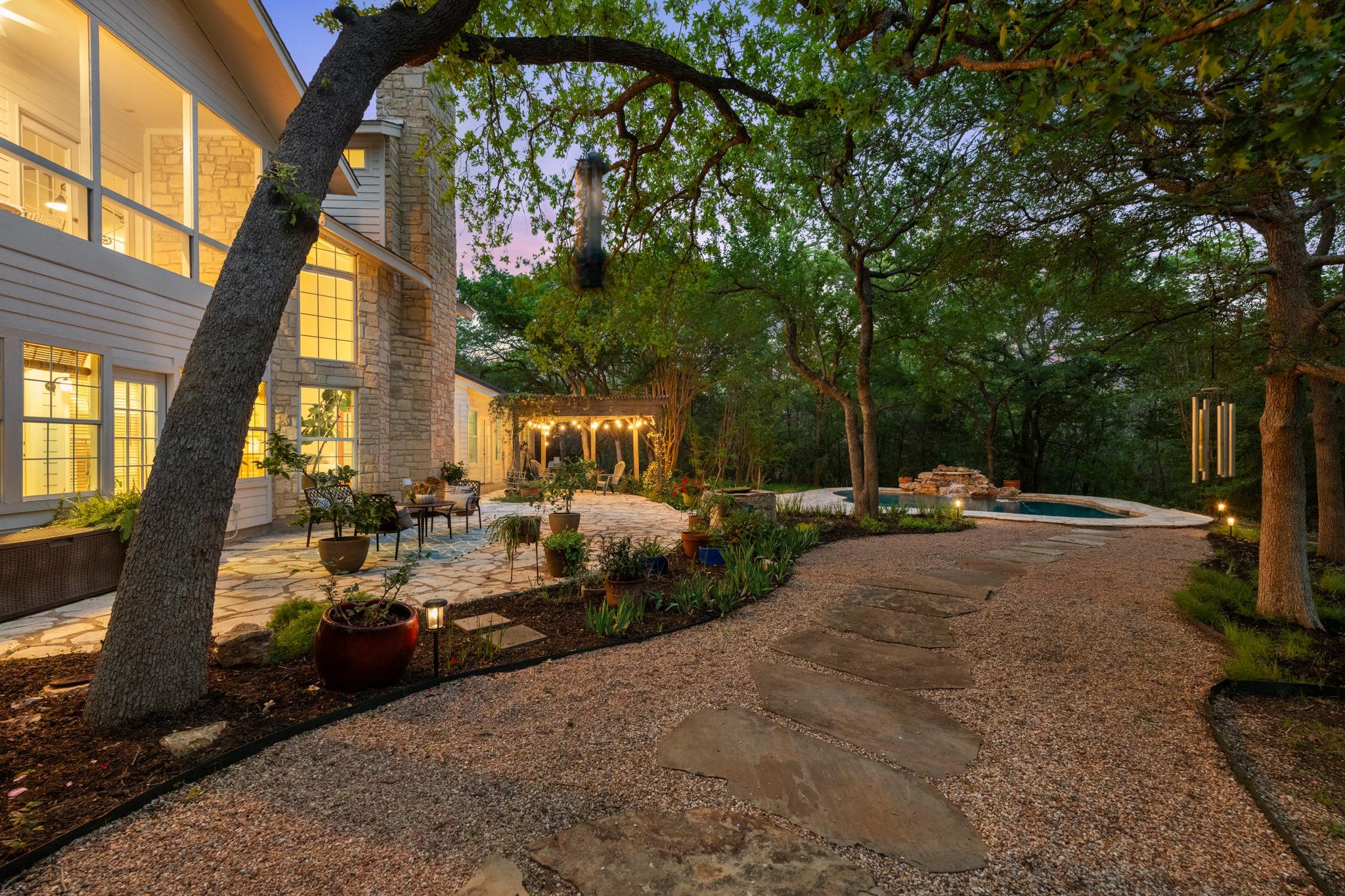 16702 Post Oak Gln, Austin, TX 78737