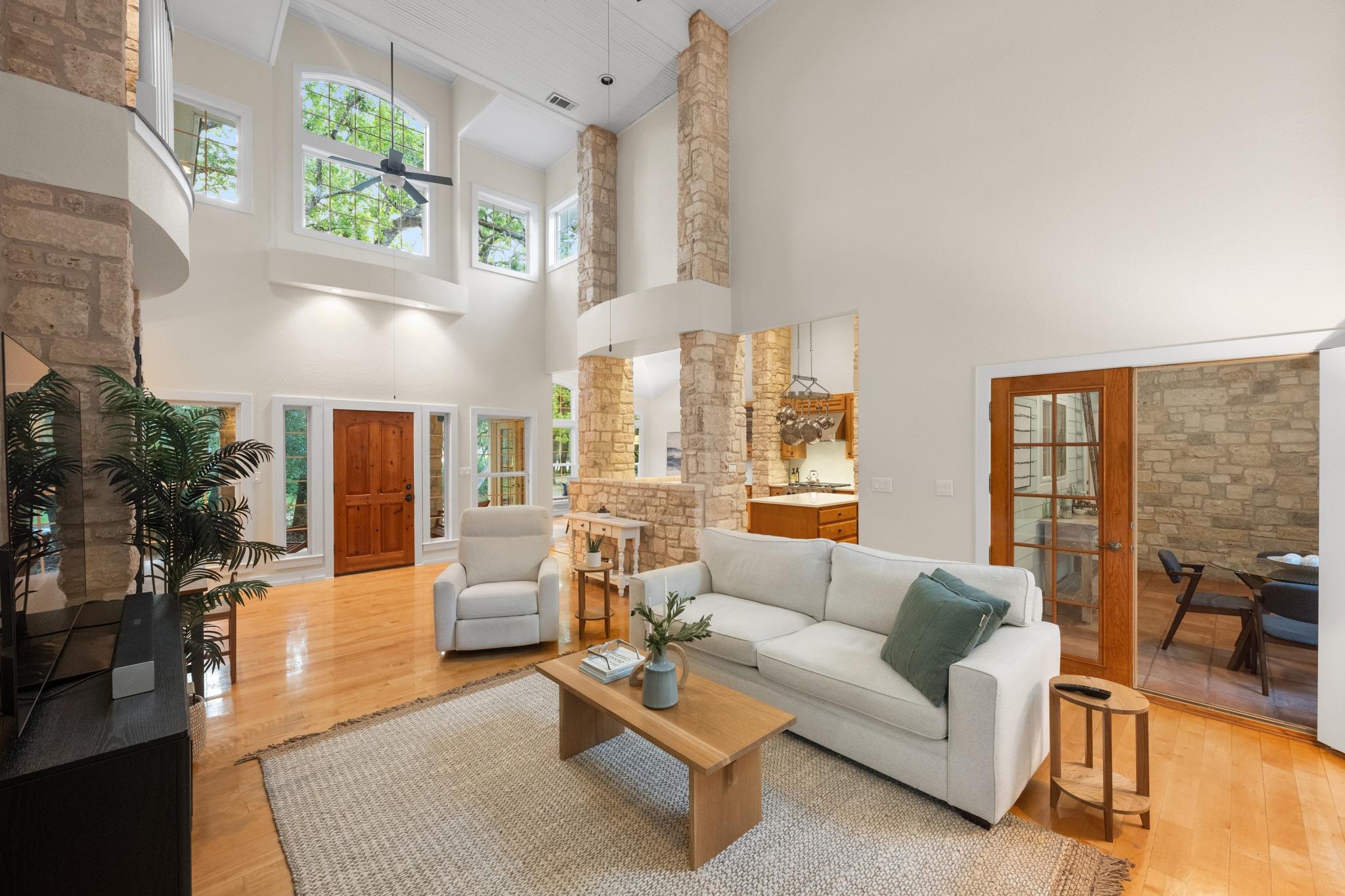16702 Post Oak Gln, Austin, TX 78737