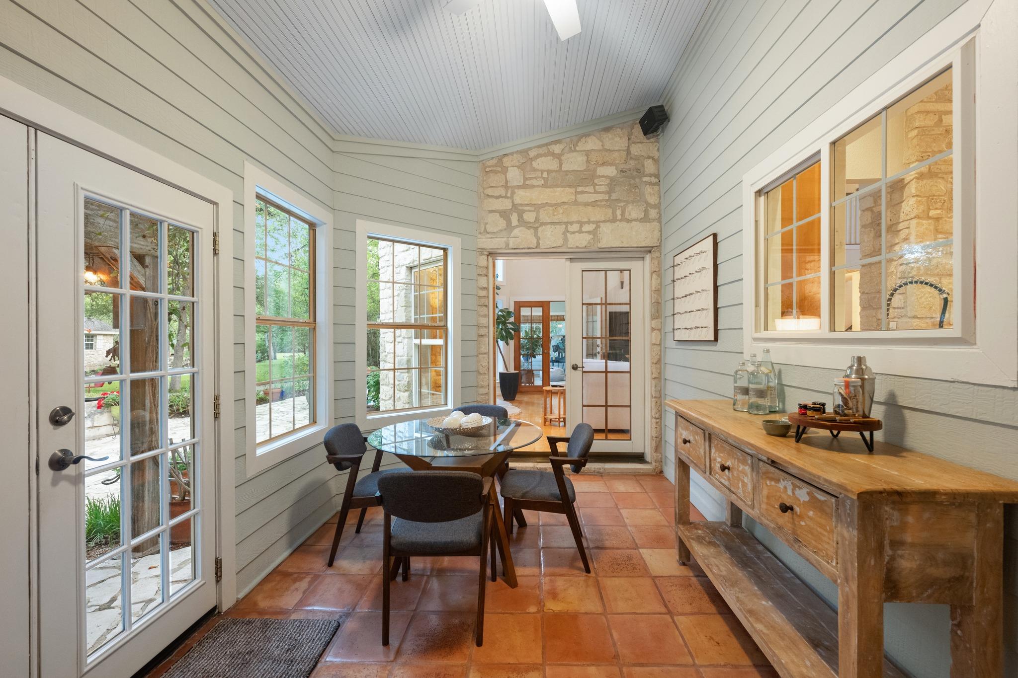 16702 Post Oak Gln, Austin, TX 78737