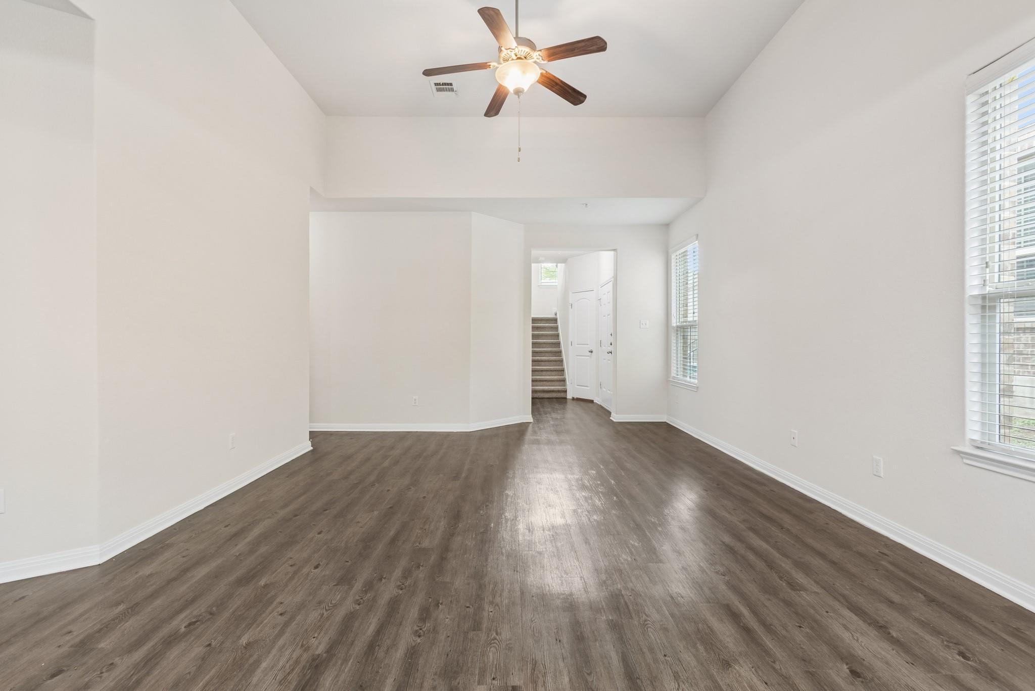 1200 S 10th St # 501, Pflugerville, TX 78660