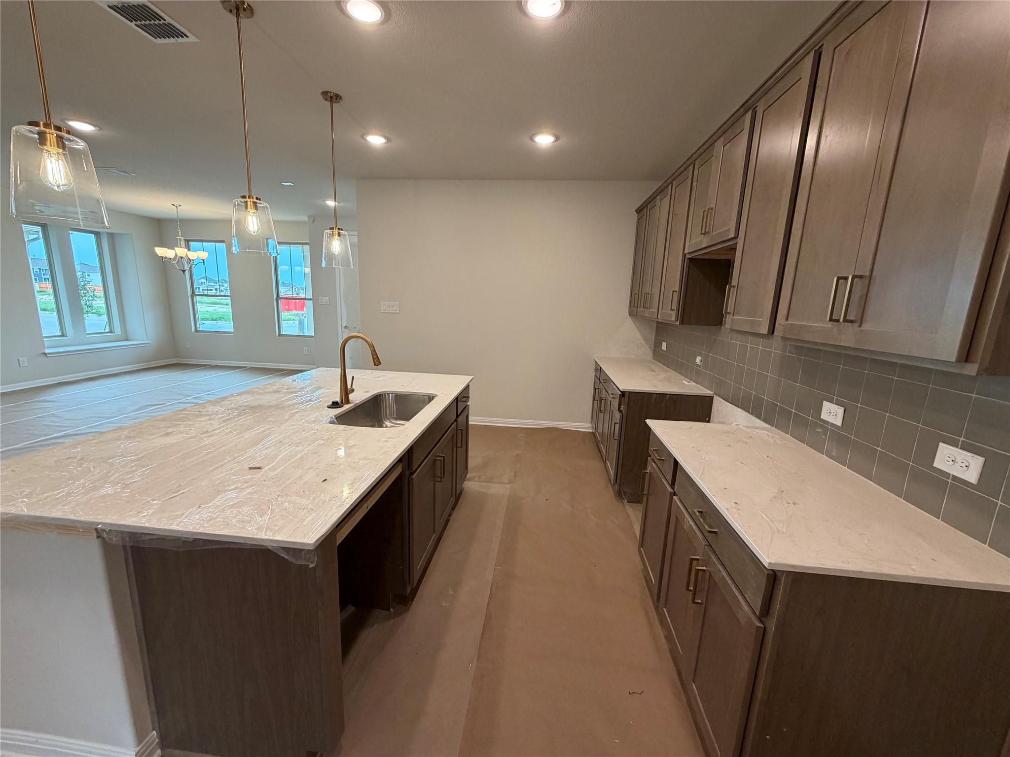 217 Leeland Dr, Liberty Hill, TX 78642