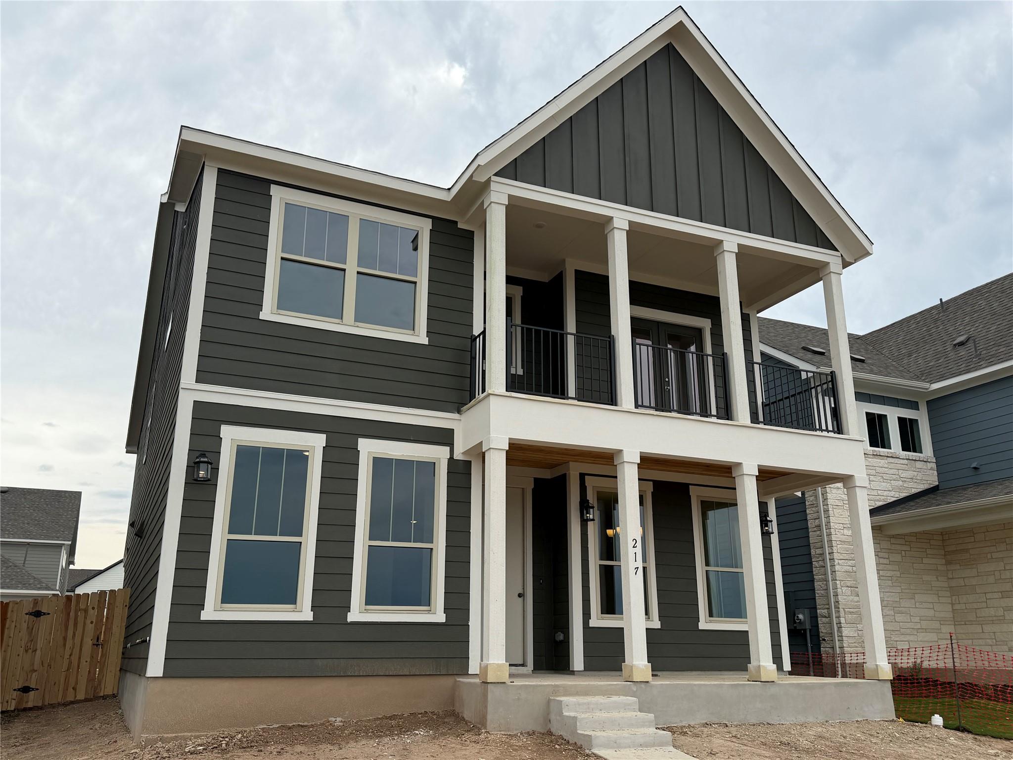 217 Leeland Dr, Liberty Hill, TX 78642