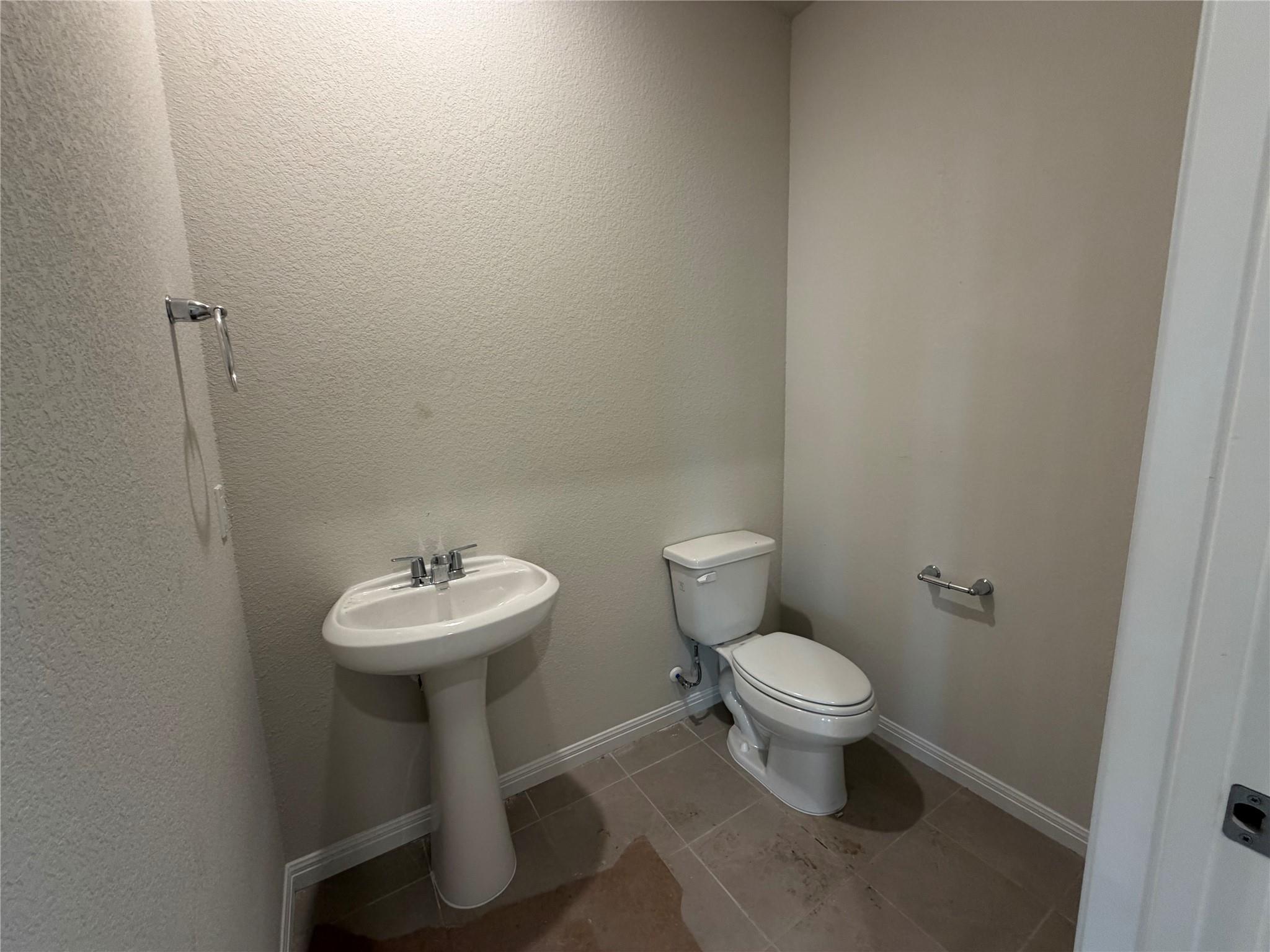 217 Leeland Dr, Liberty Hill, TX 78642