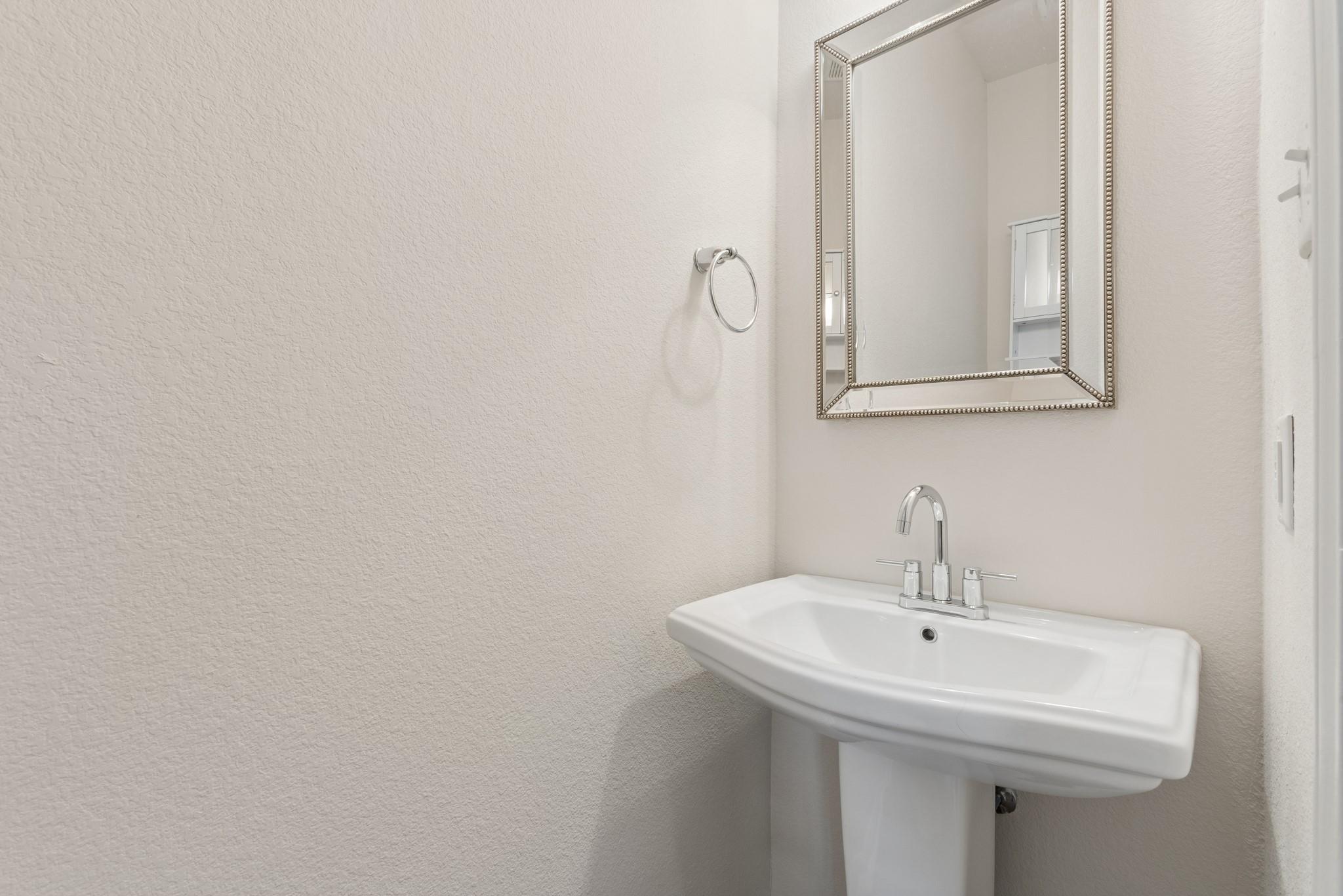 1200 S 10th St # 802, Pflugerville, TX 78660