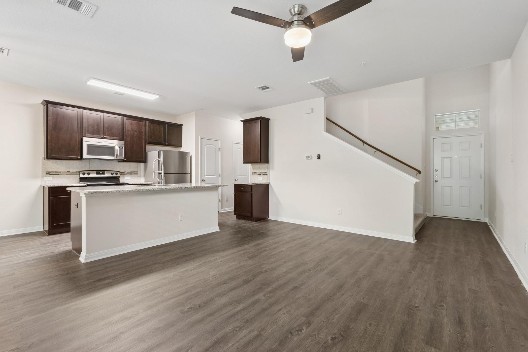 1200 S 10th St # 802, Pflugerville, TX 78660