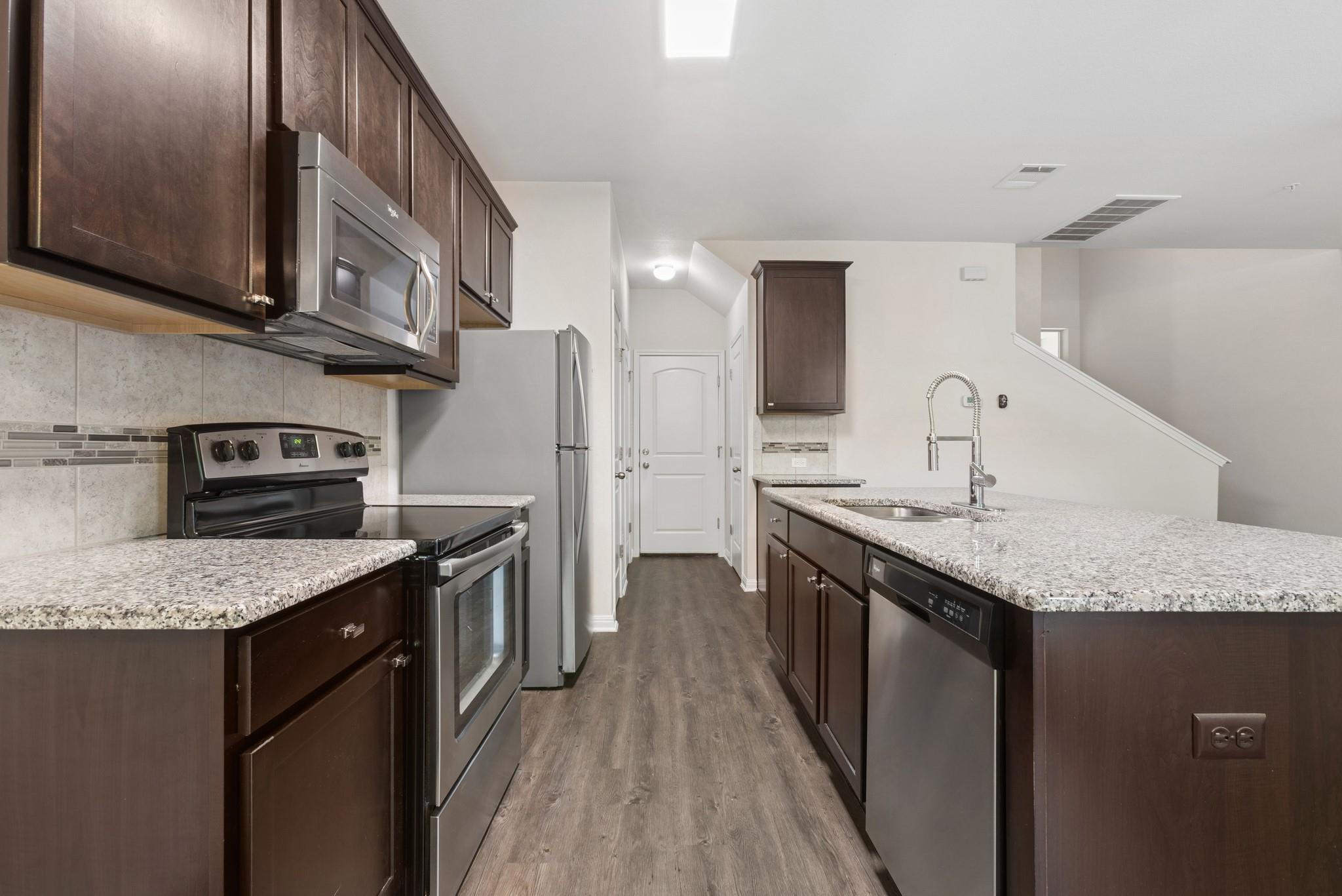 1200 S 10th St # 802, Pflugerville, TX 78660