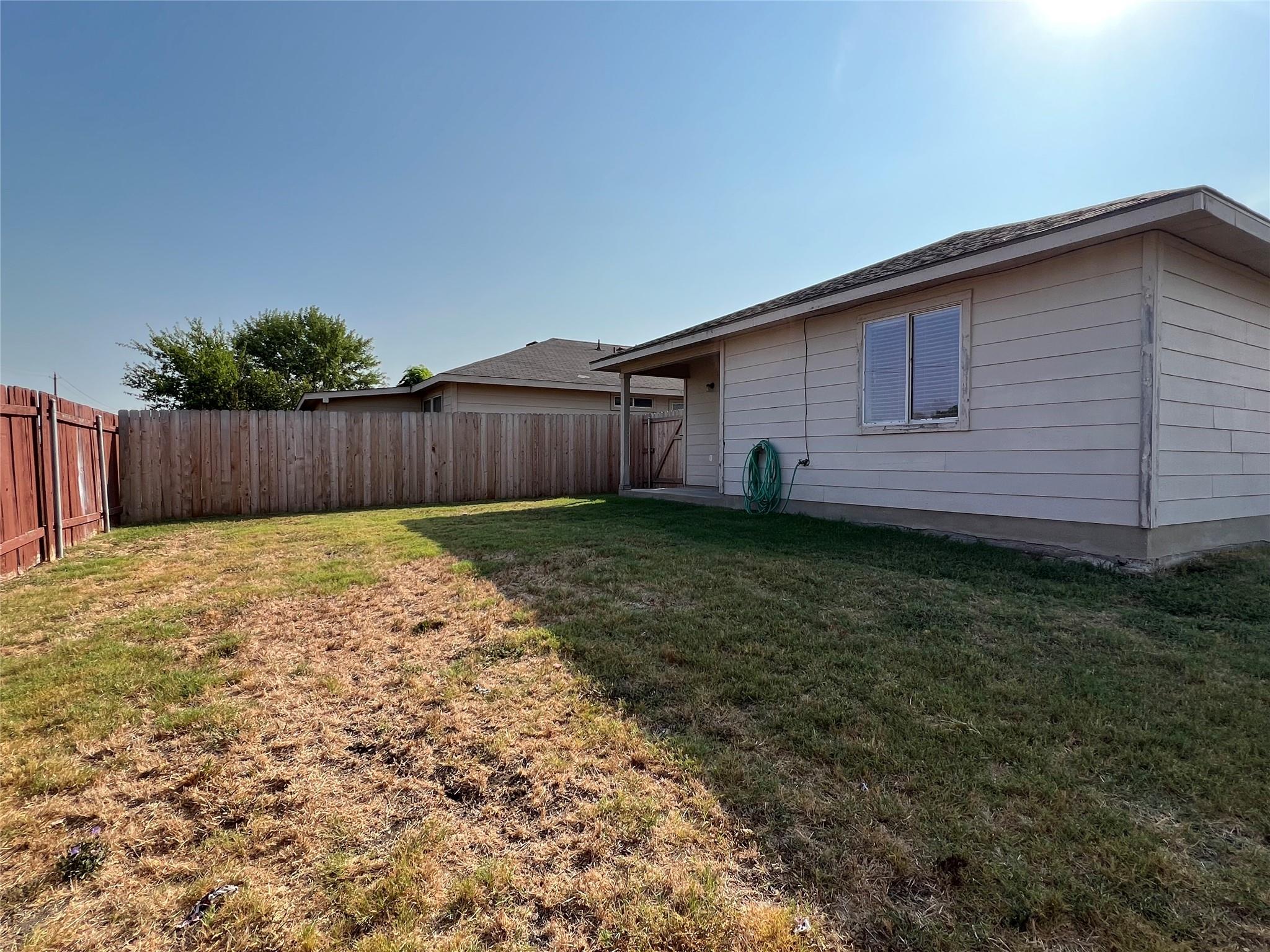 Del Valle, TX 78617
