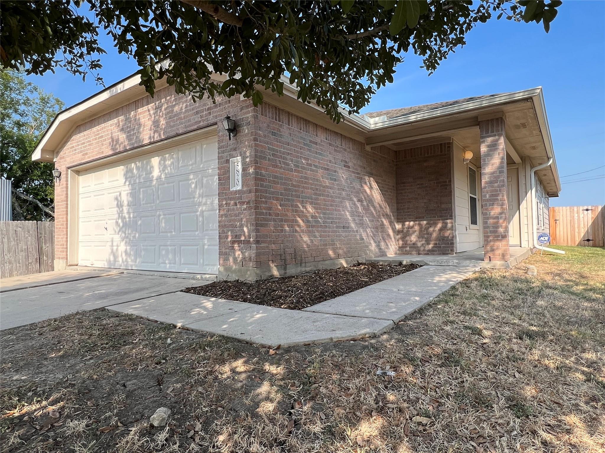 Del Valle, TX 78617