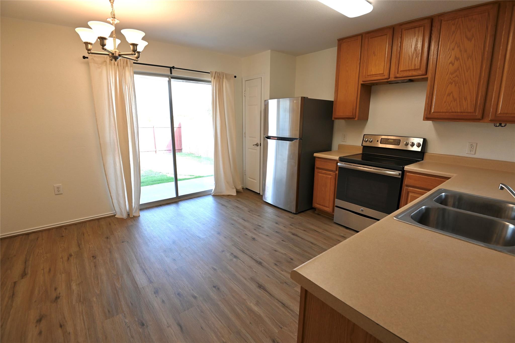 Del Valle, TX 78617