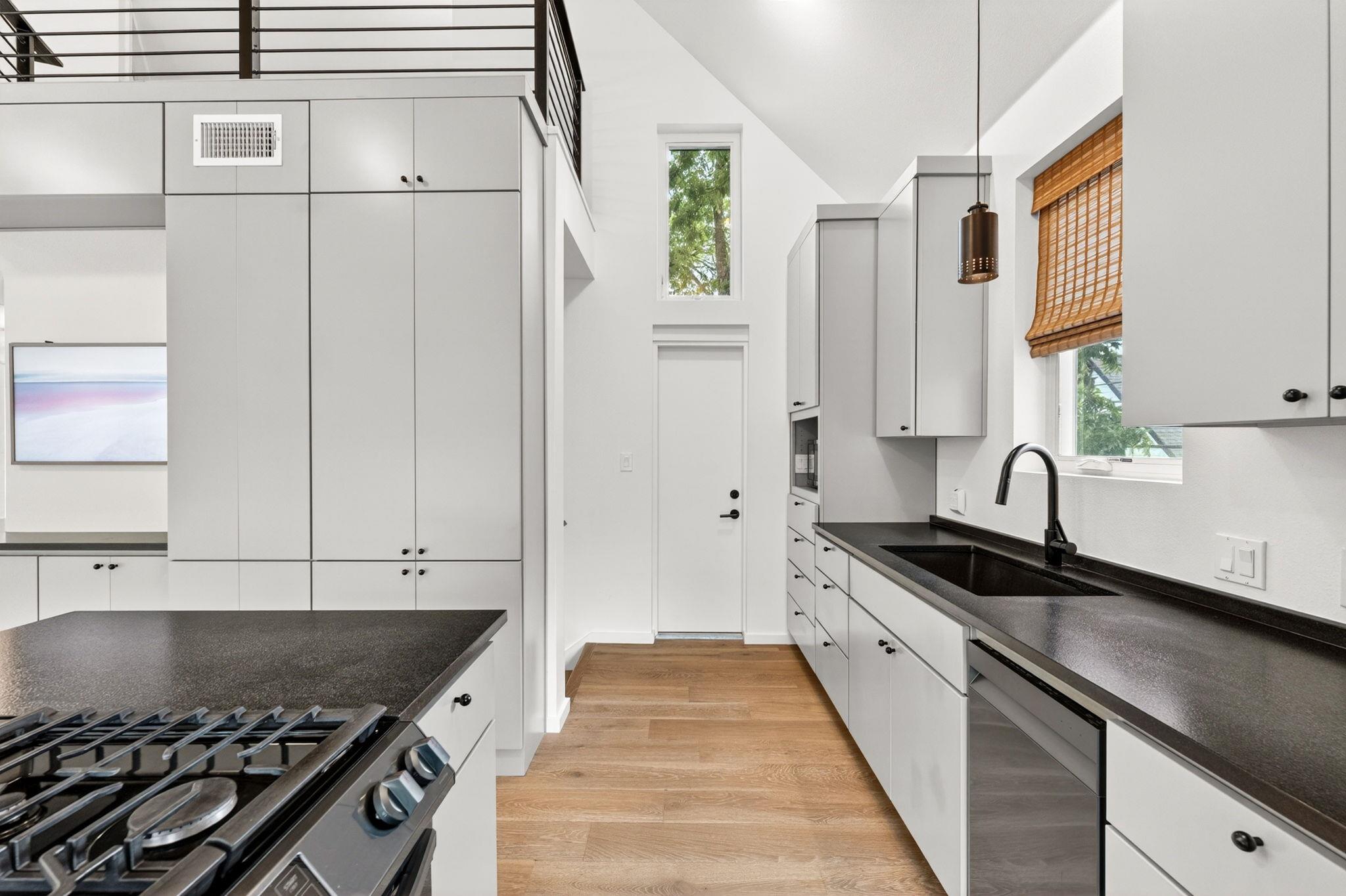 5505 Duval St # B, Austin, TX 78751