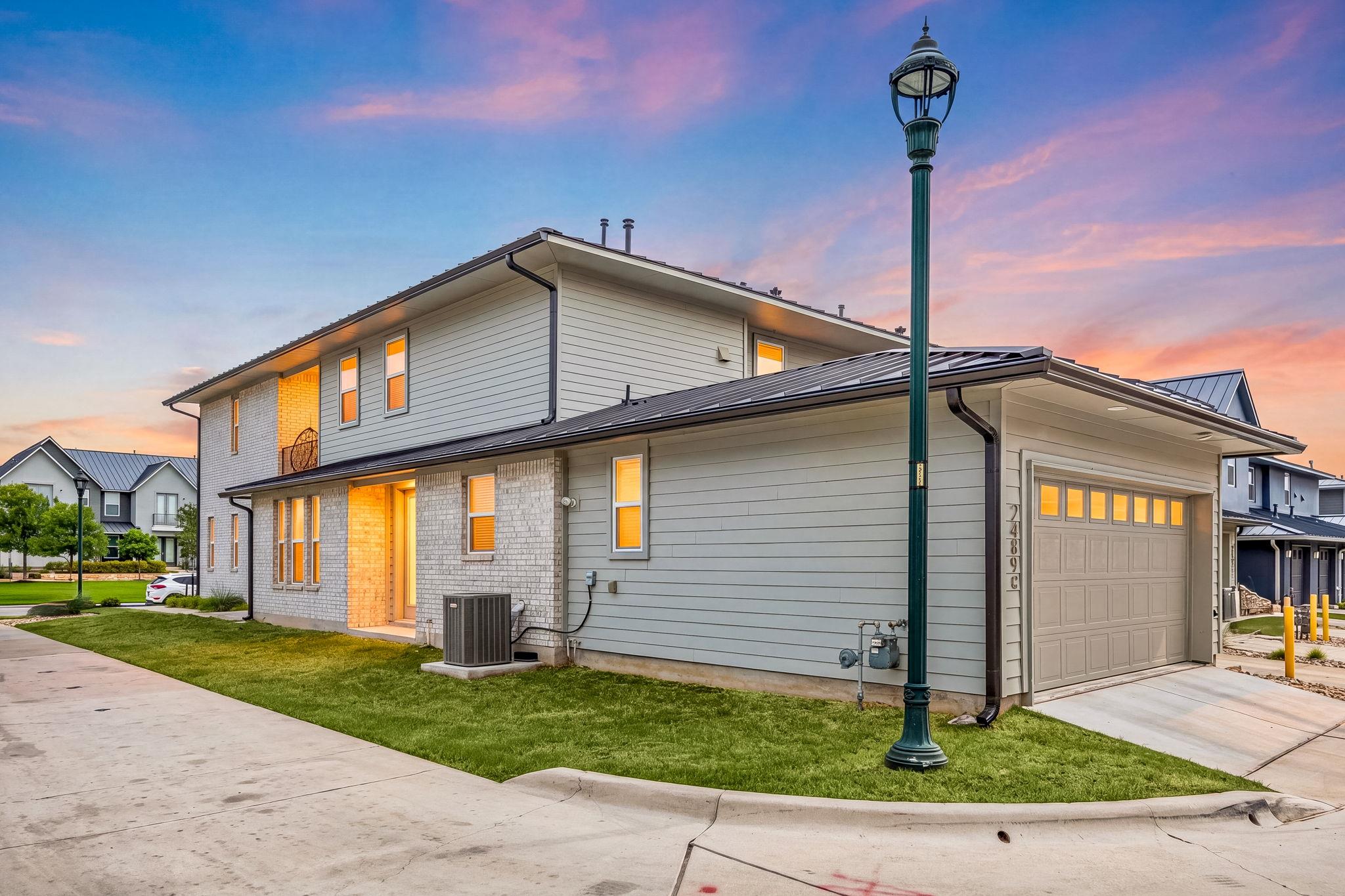 2409 Simond Ave # E, Austin, TX 78723