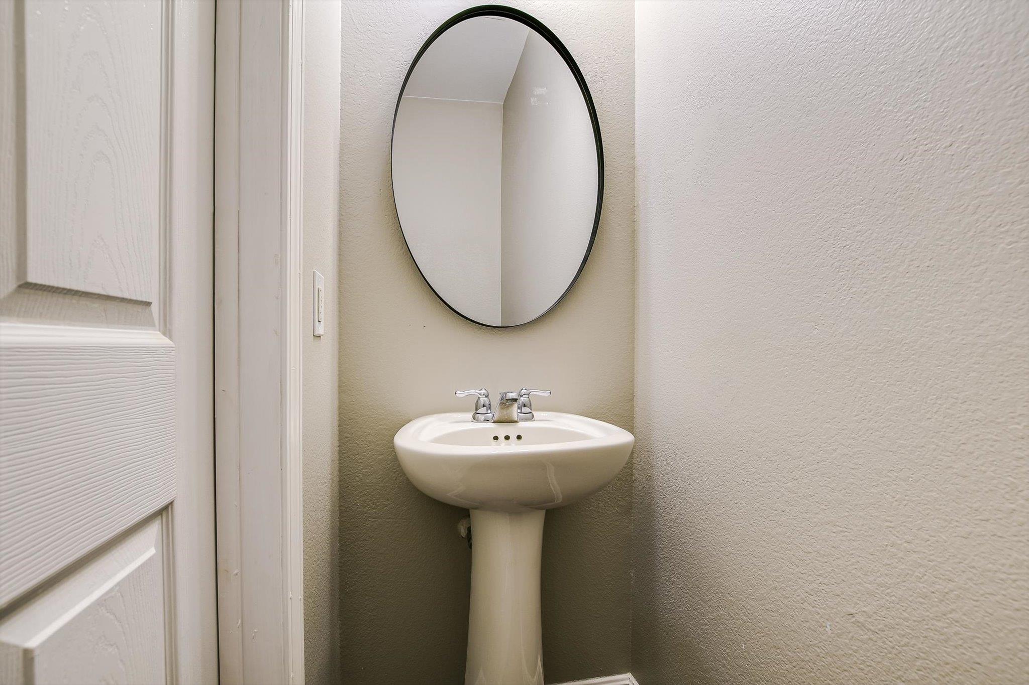 1401 Little Elm Trl # 205, Cedar Park, TX 78613