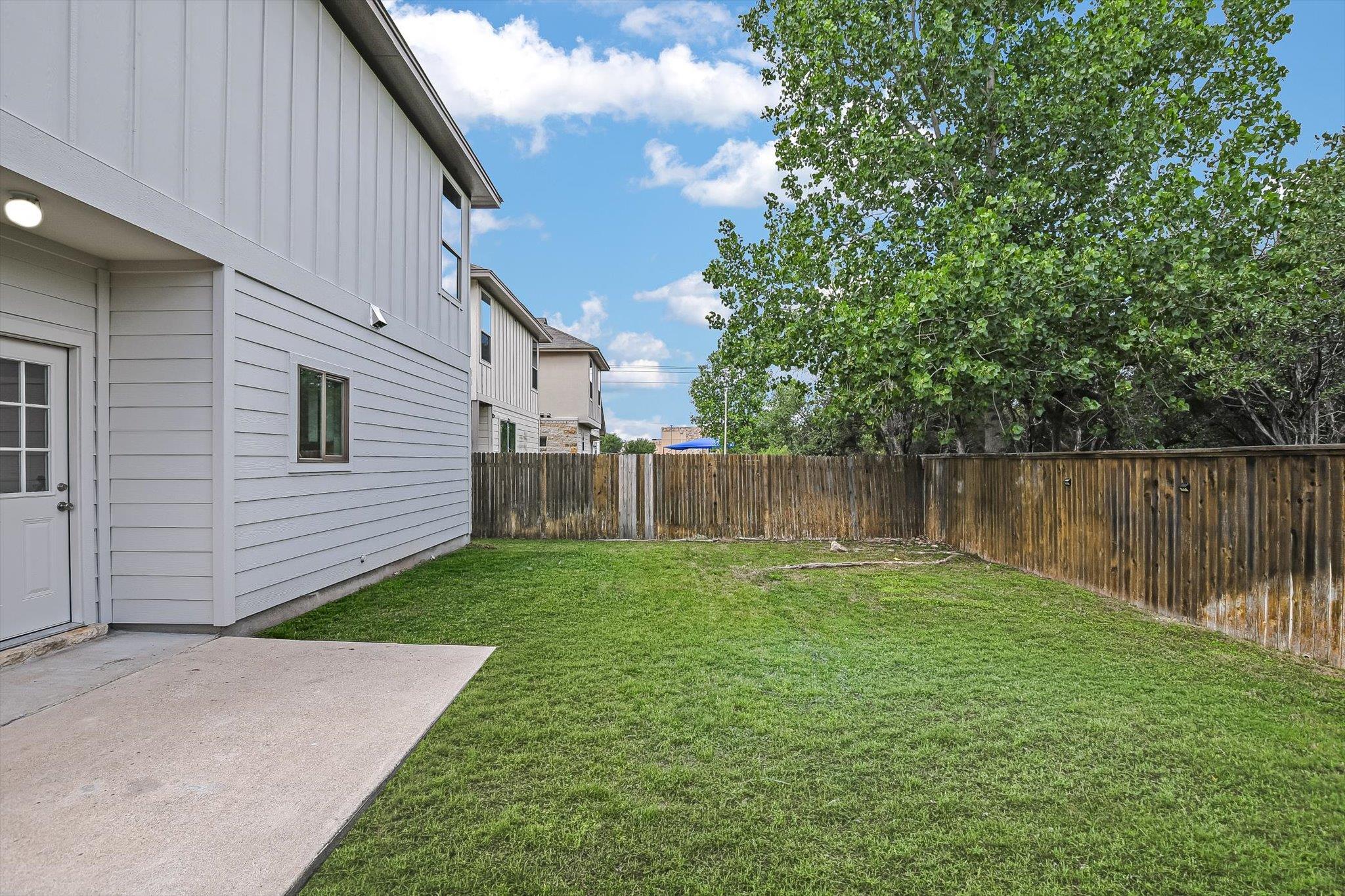 1401 Little Elm Trl # 205, Cedar Park, TX 78613