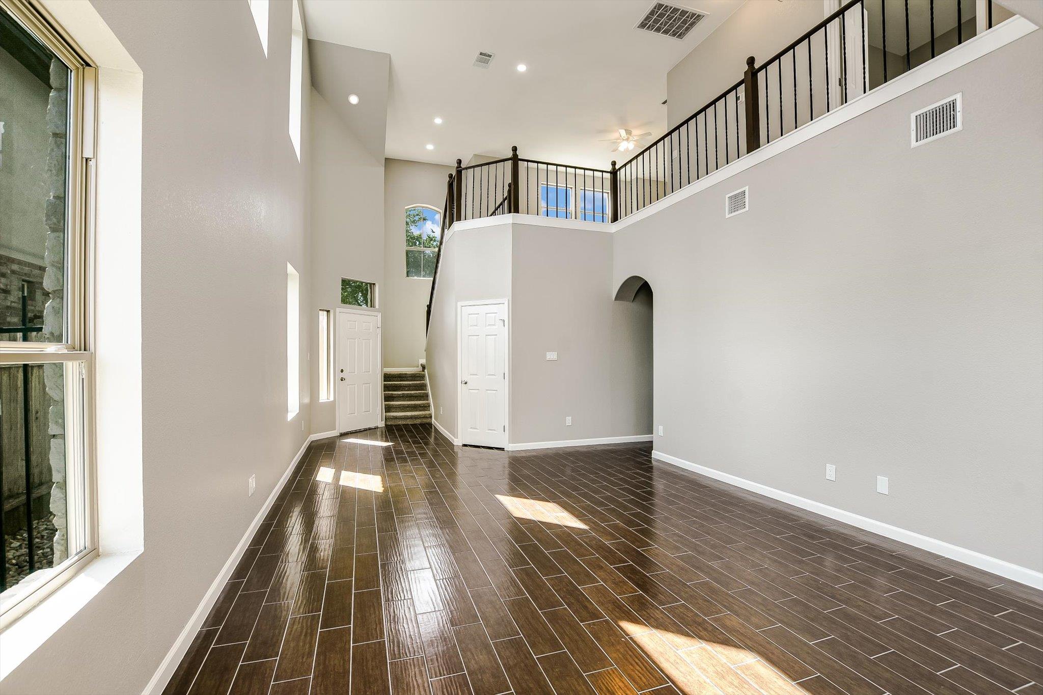 1401 Little Elm Trl # 205, Cedar Park, TX 78613