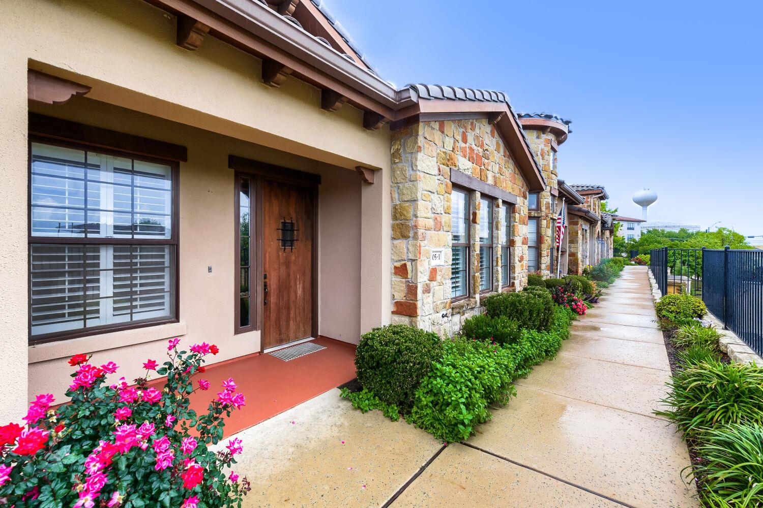 105 Lucia Cir # 1, Lakeway, TX 78734