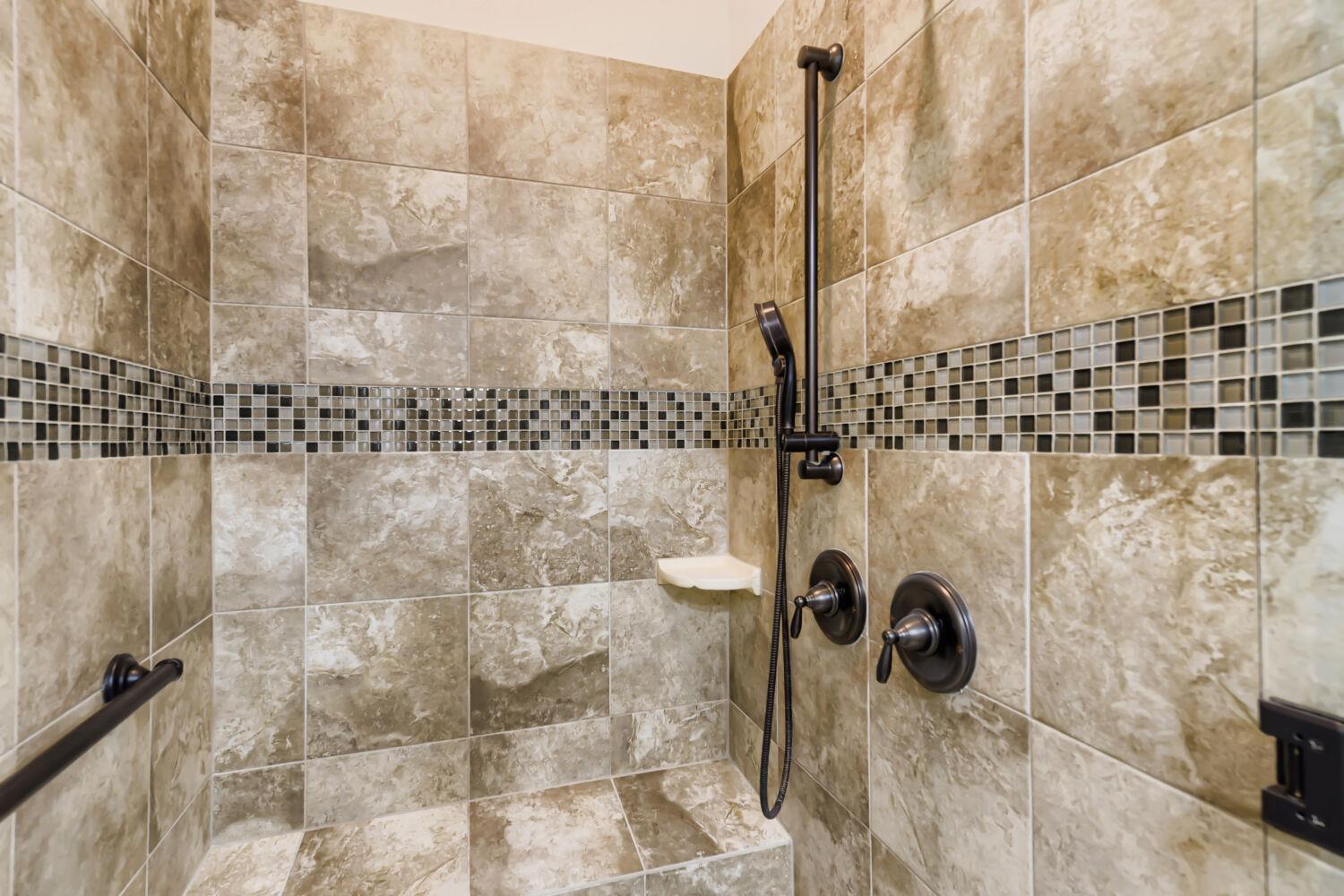 105 Lucia Cir # 1, Lakeway, TX 78734