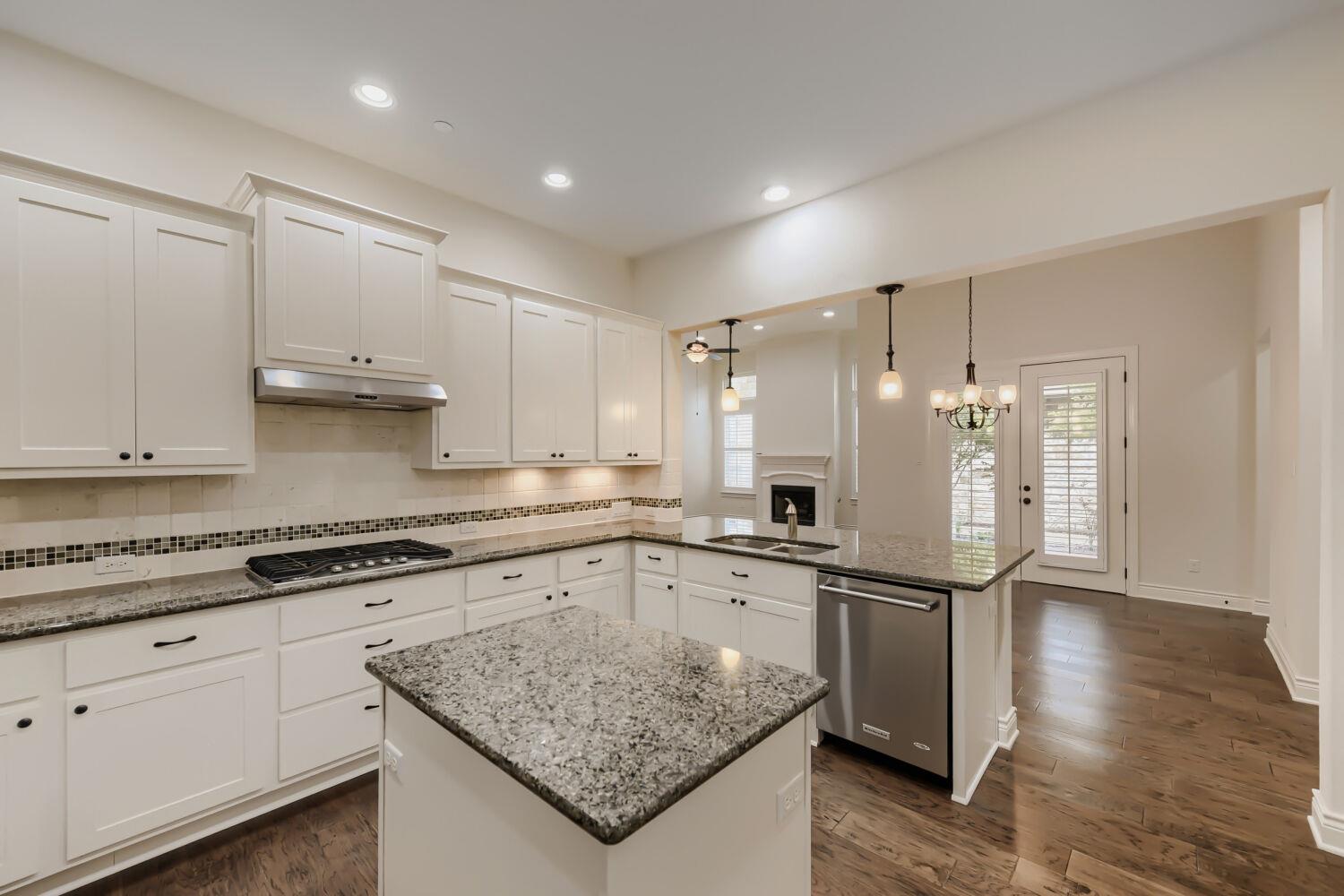 105 Lucia Cir # 1, Lakeway, TX 78734