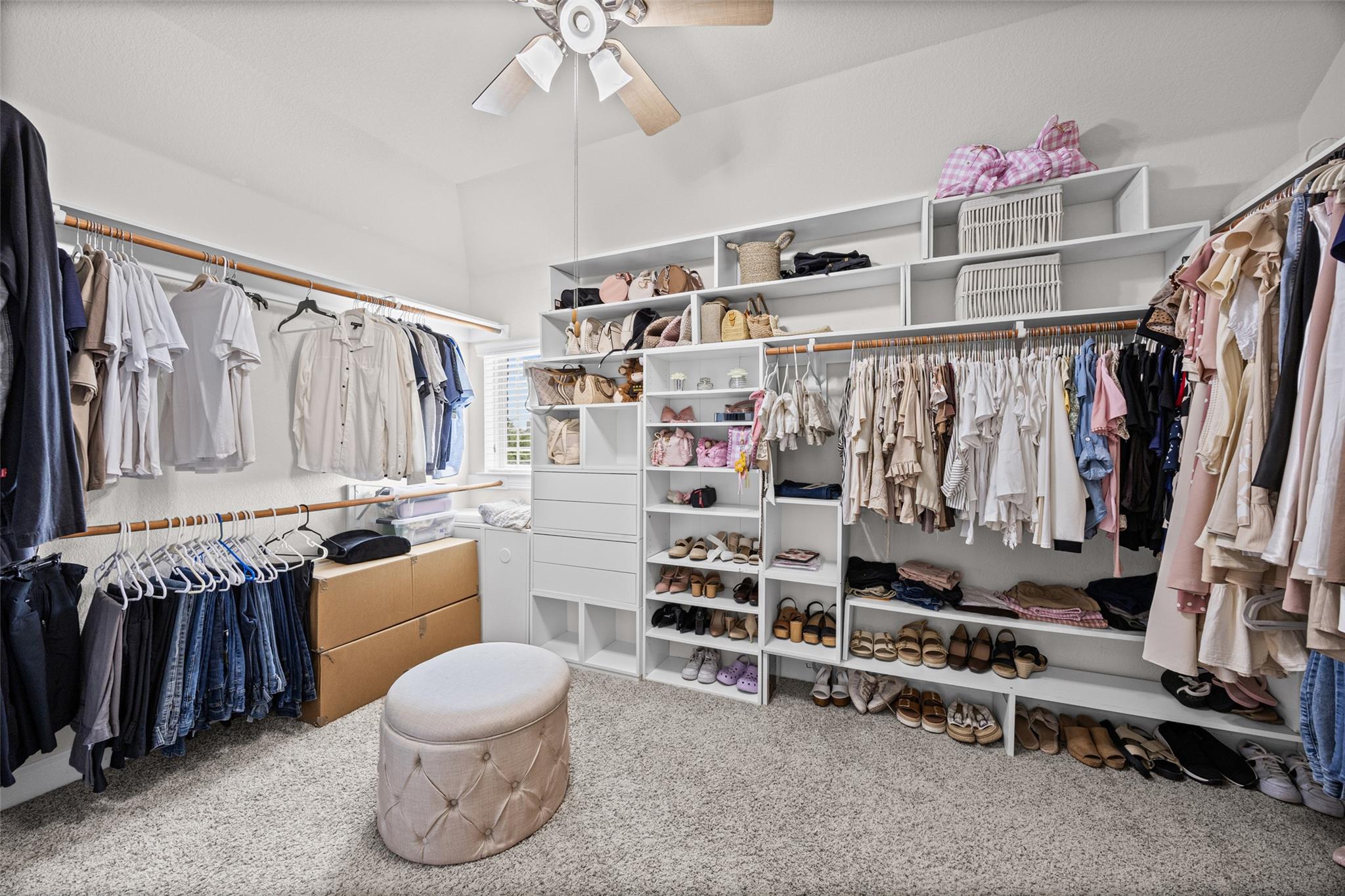 110 N Pasture Cv, Hutto, TX 78634