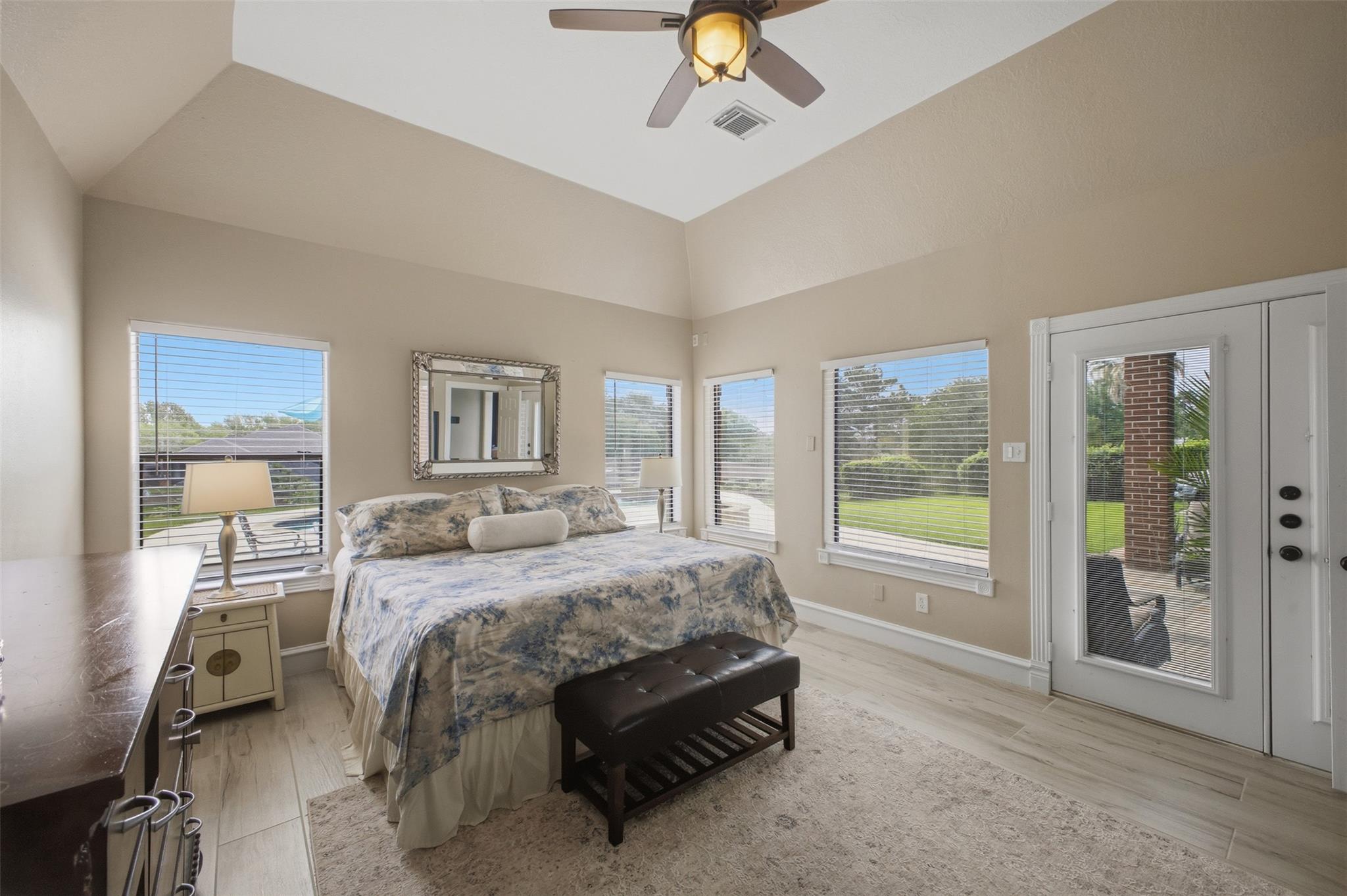 12710 Aries Loop, Willis, TX 77318