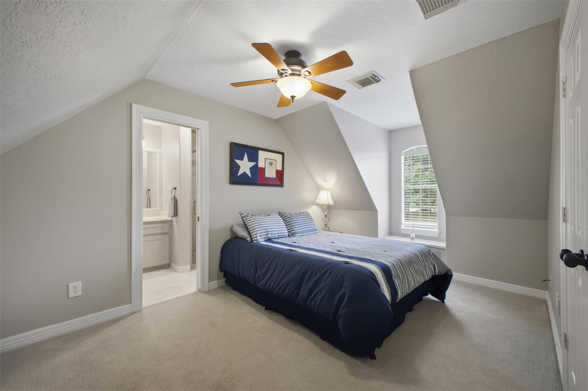 12710 Aries Loop, Willis, TX 77318